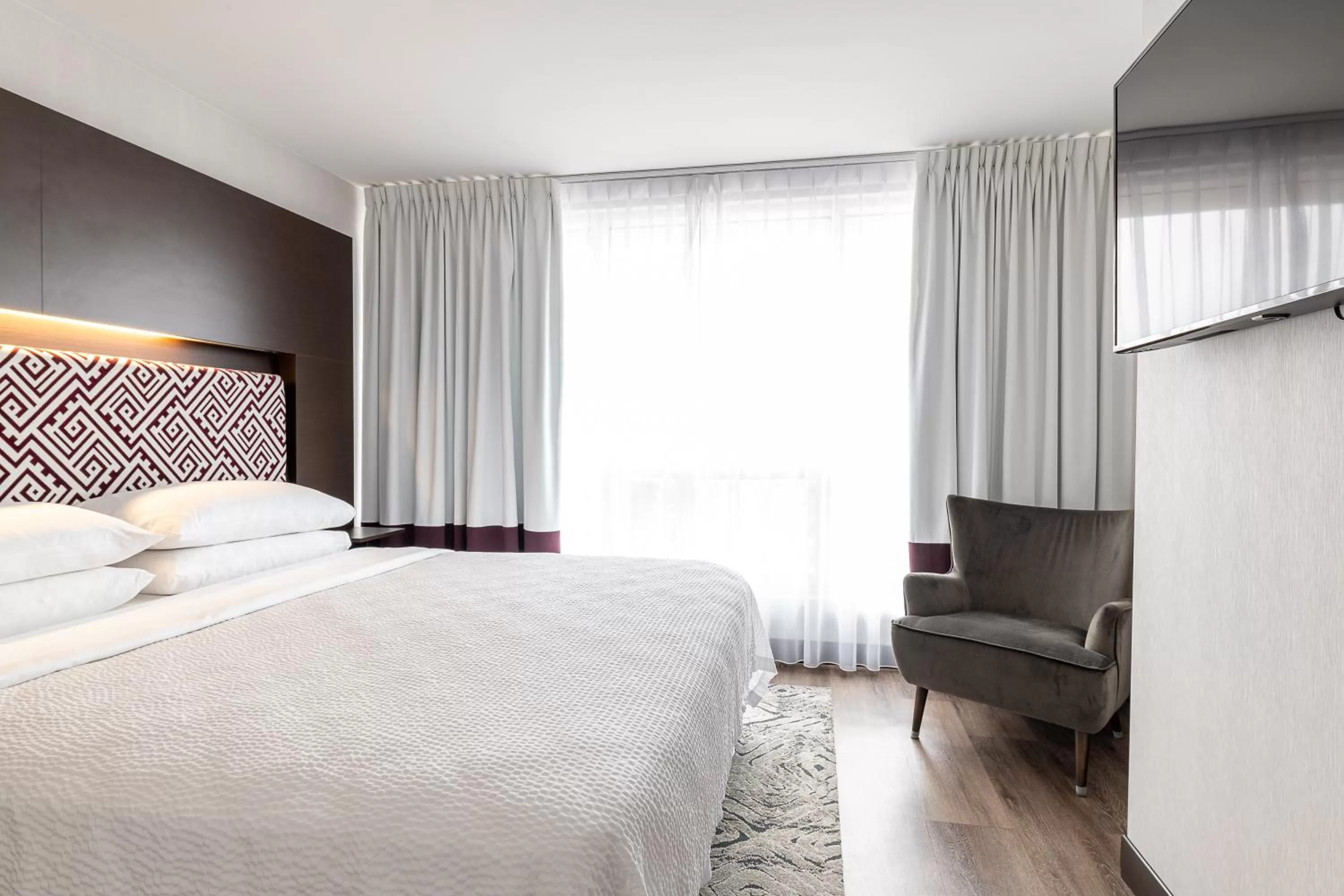 Bedroom, Bed in Four Points by Sheraton Lévis Convention Centre