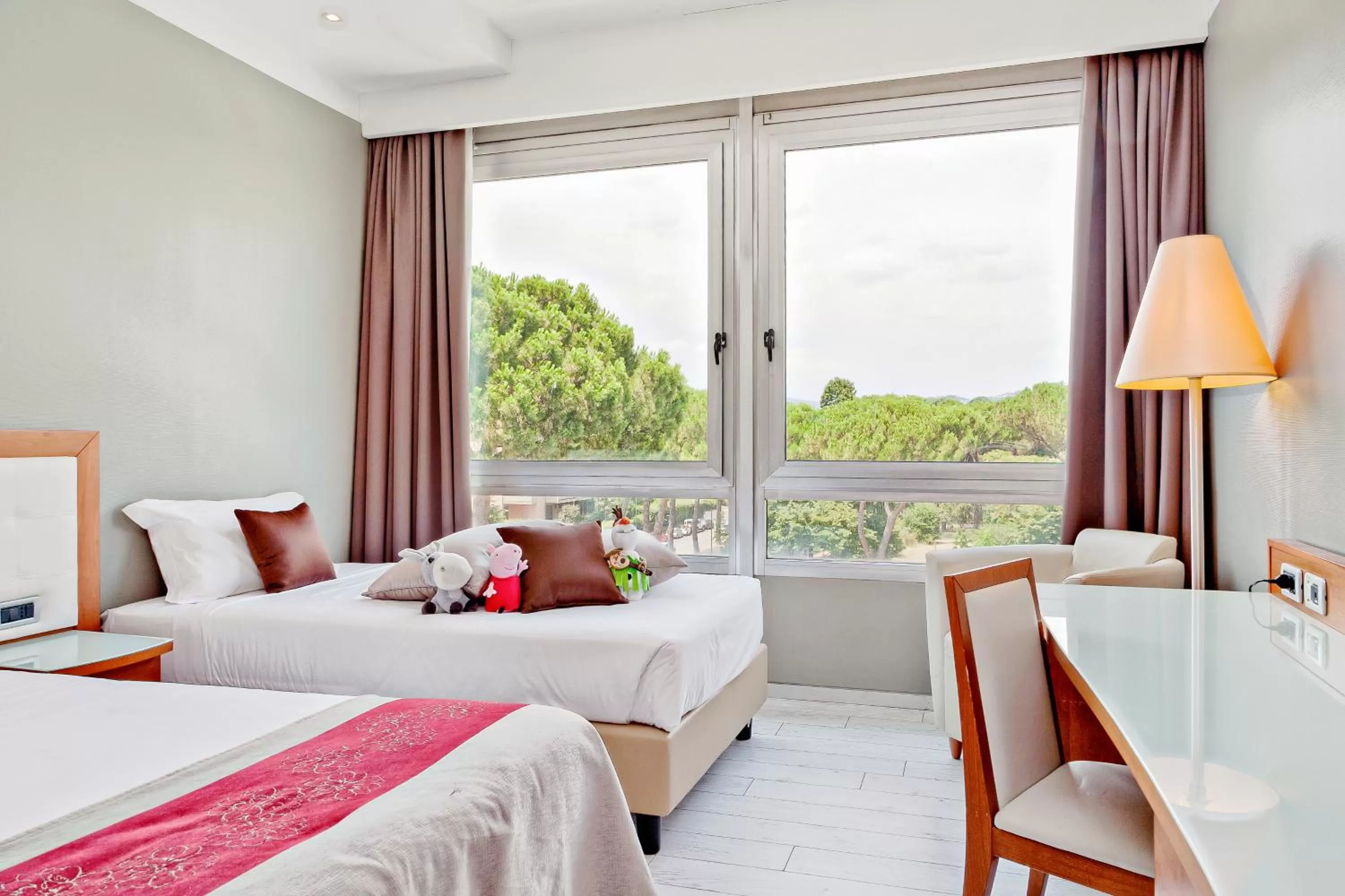 Bedroom, Bed in Italiana Hotels Florence