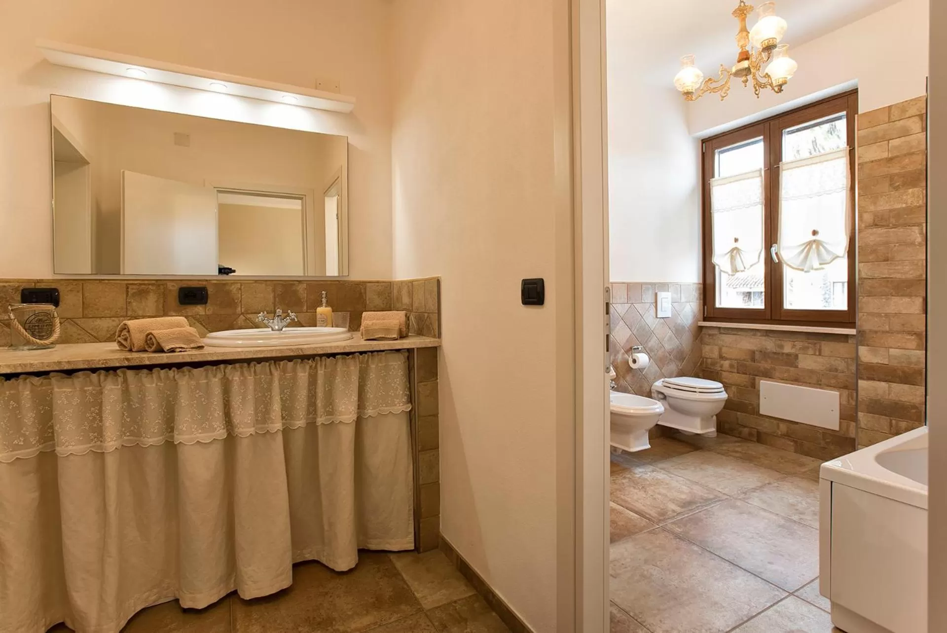 Shower in Villa Malvasio Pool and Jacuzzi Room Sassari