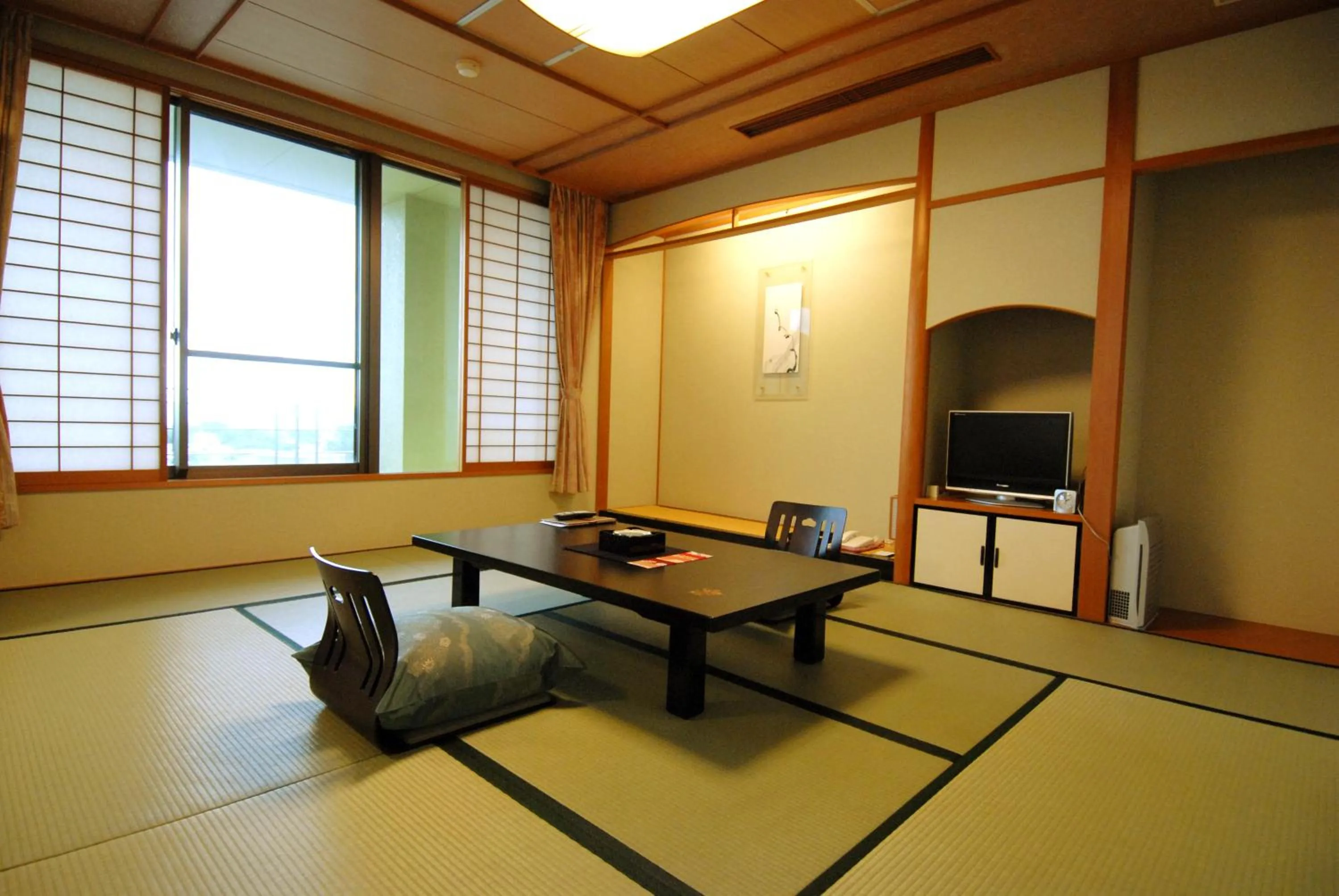 Photo of the whole room in Arima Onsen Taketoritei Maruyama