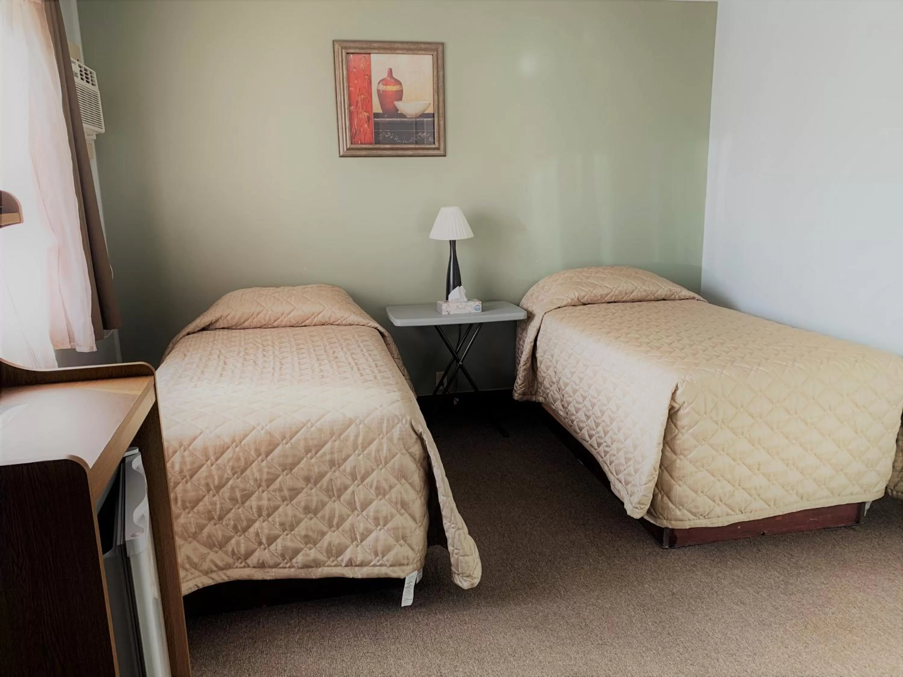 Bed in Hawberry Motel