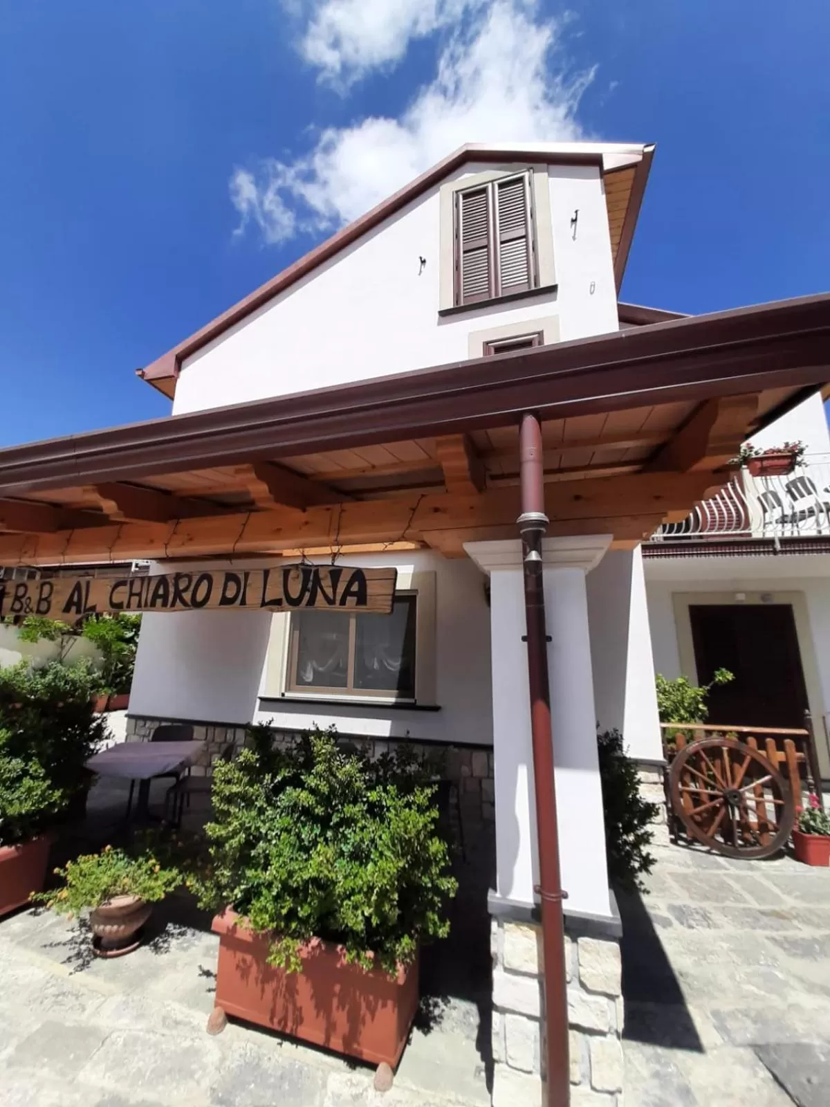 Property building in Al Chiaro di Luna