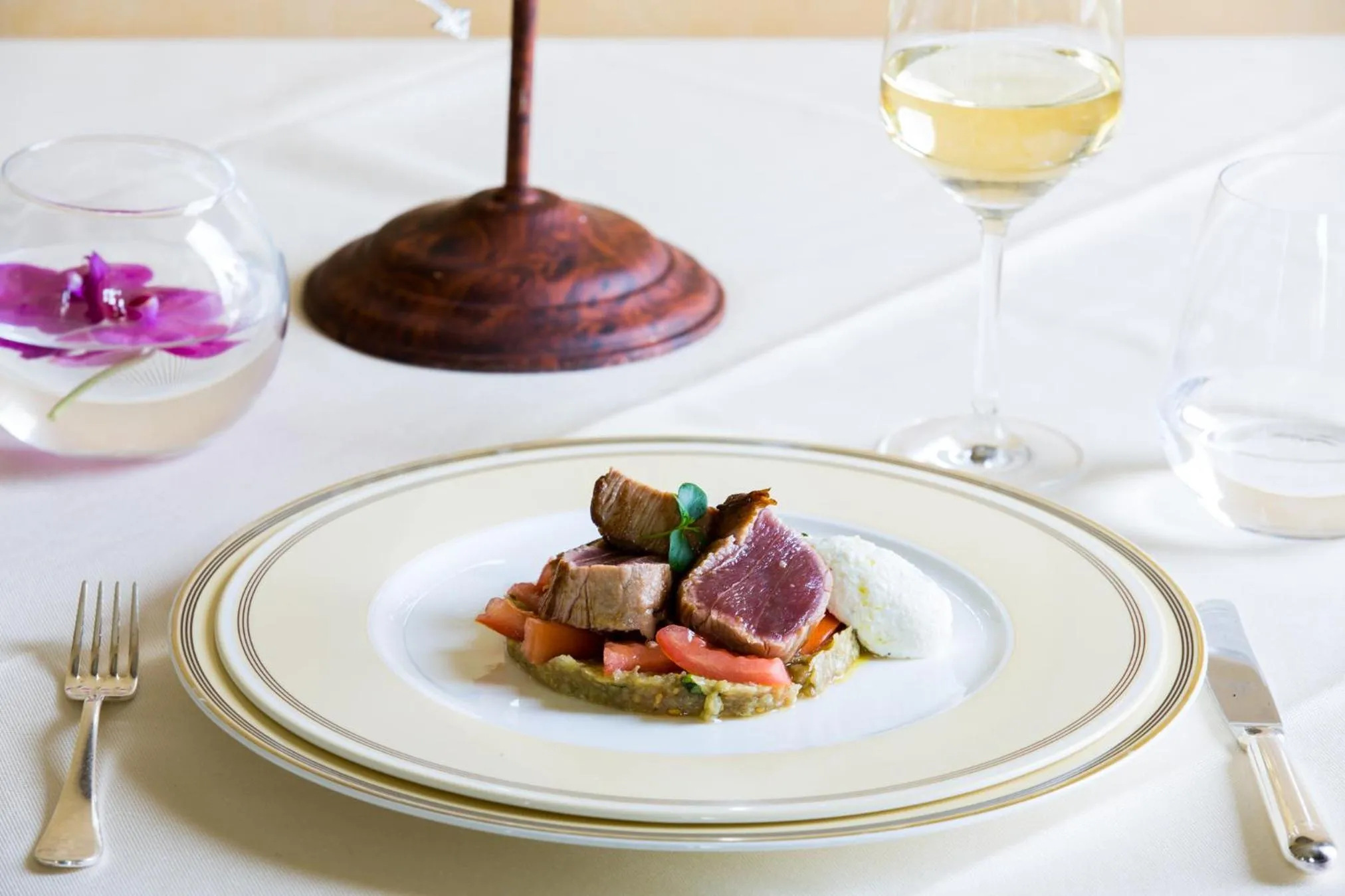 Food and drinks in Castello Dal Pozzo Resort Lago Maggiore - Preferred Hotels & Resorts