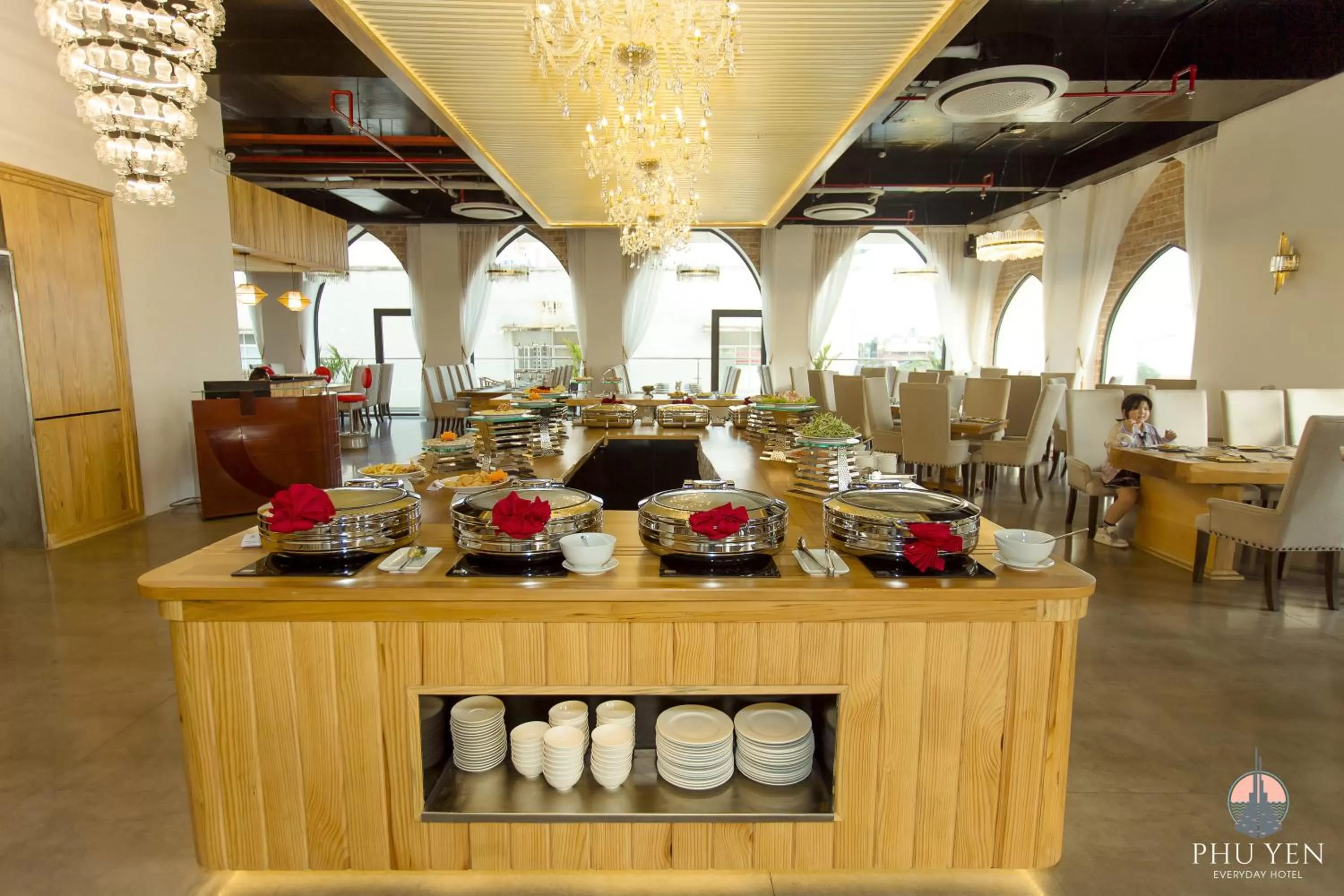 Restaurant/places to eat in PHÚ YÊN EVERYDAY HOTEL