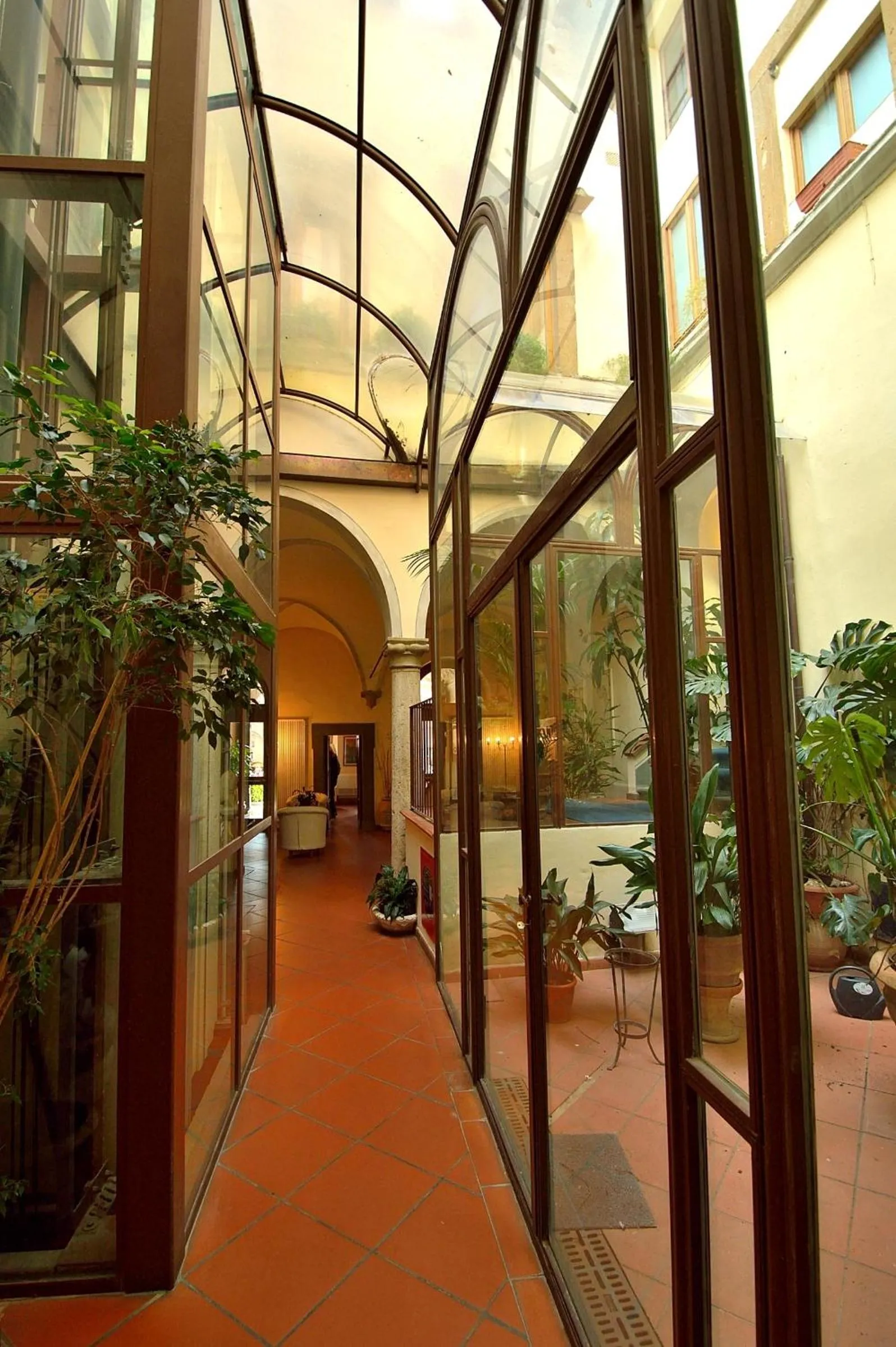 Decorative detail in Leon Bianco