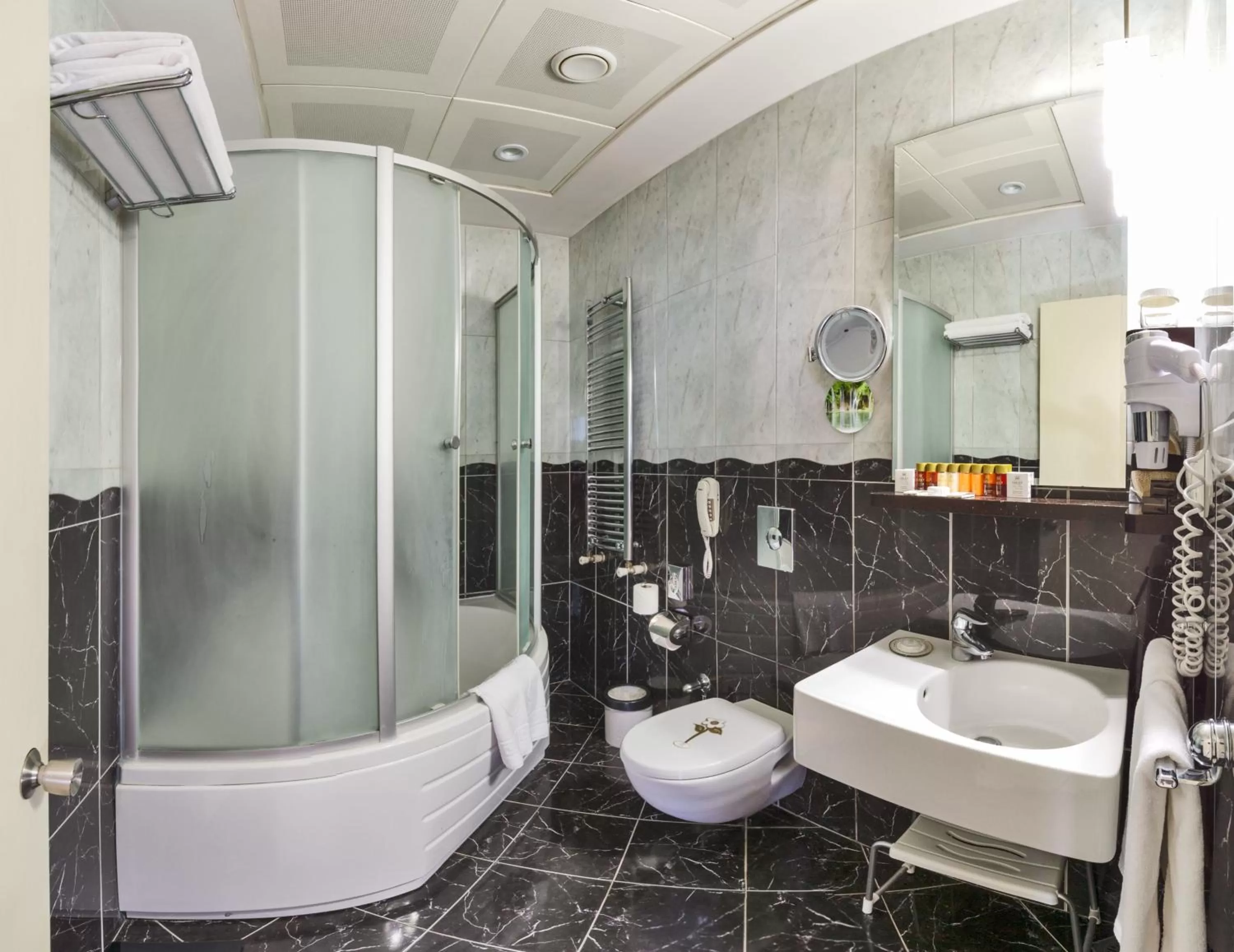 Shower in The Hotel Beyaz Saray & Spa - Special Category