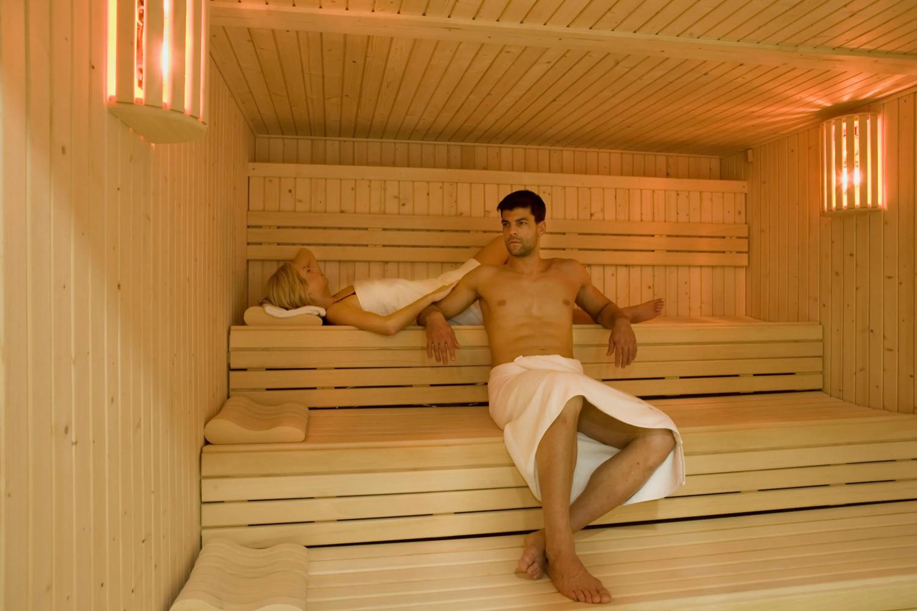 Sauna in Ramada Plaza by Wyndham Thraki