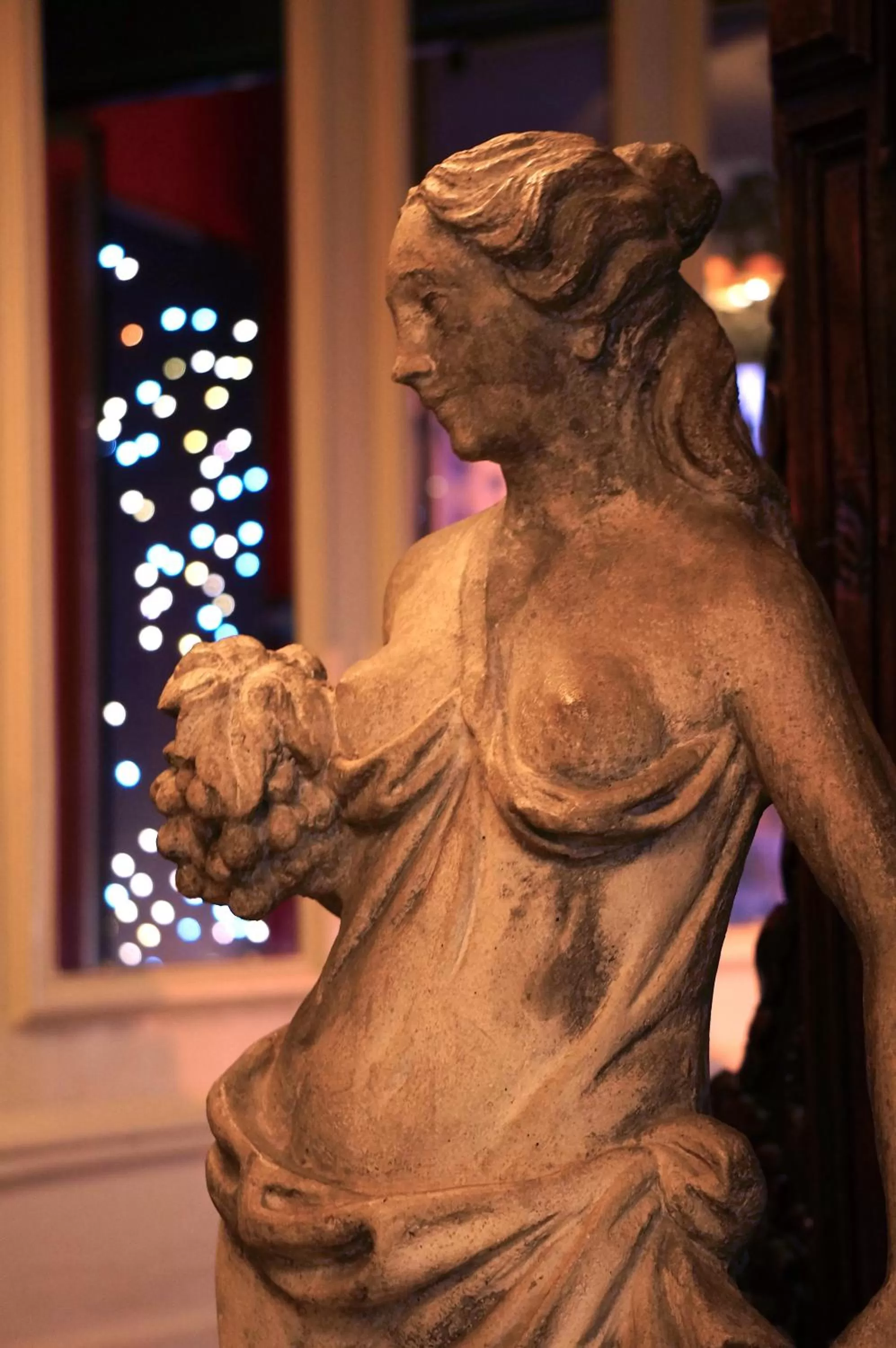 Decorative detail in LOGIS Hôtel de Bourgogne - Mâcon