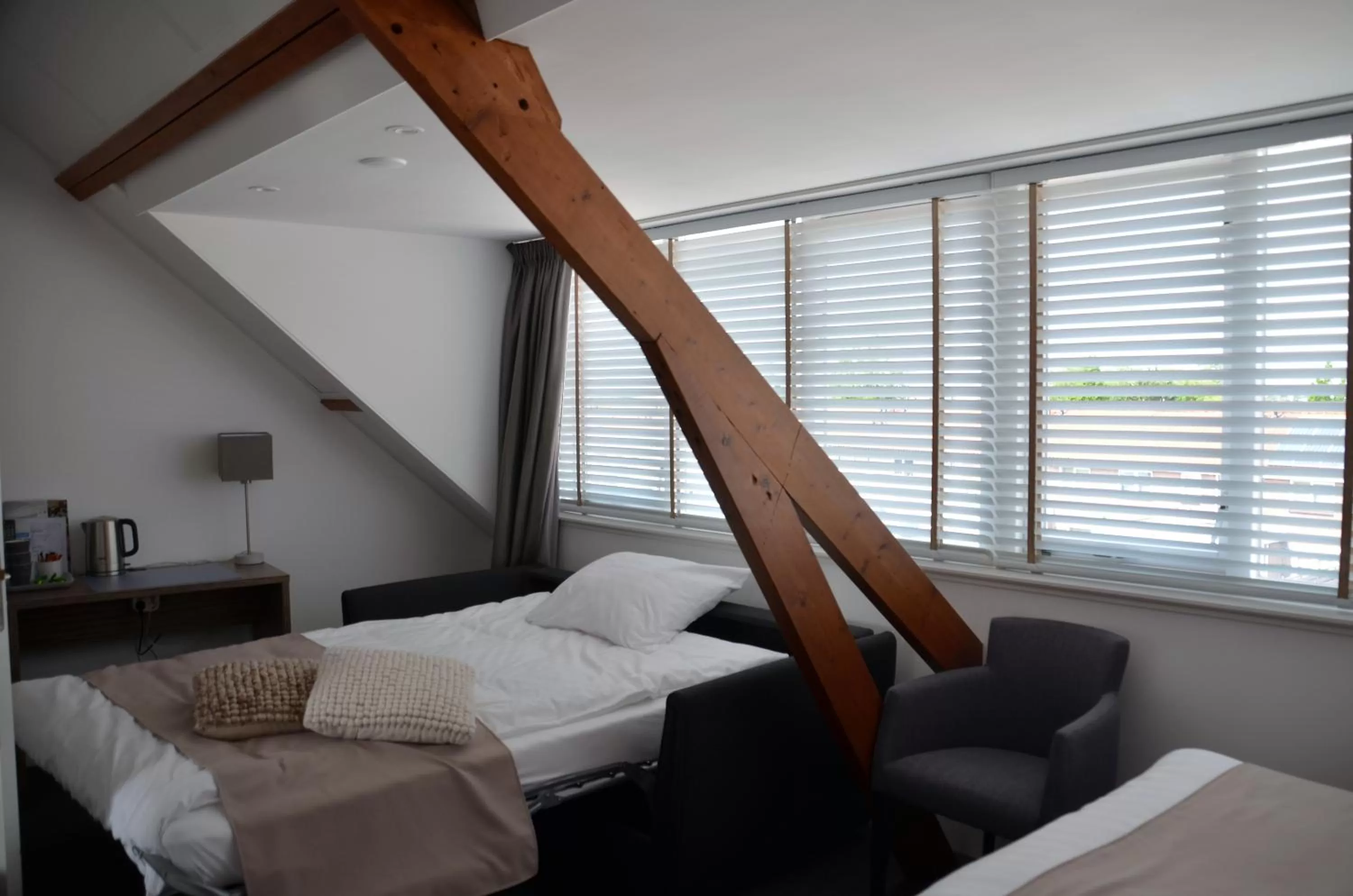 Bed in Hotel Restaurant de Engel