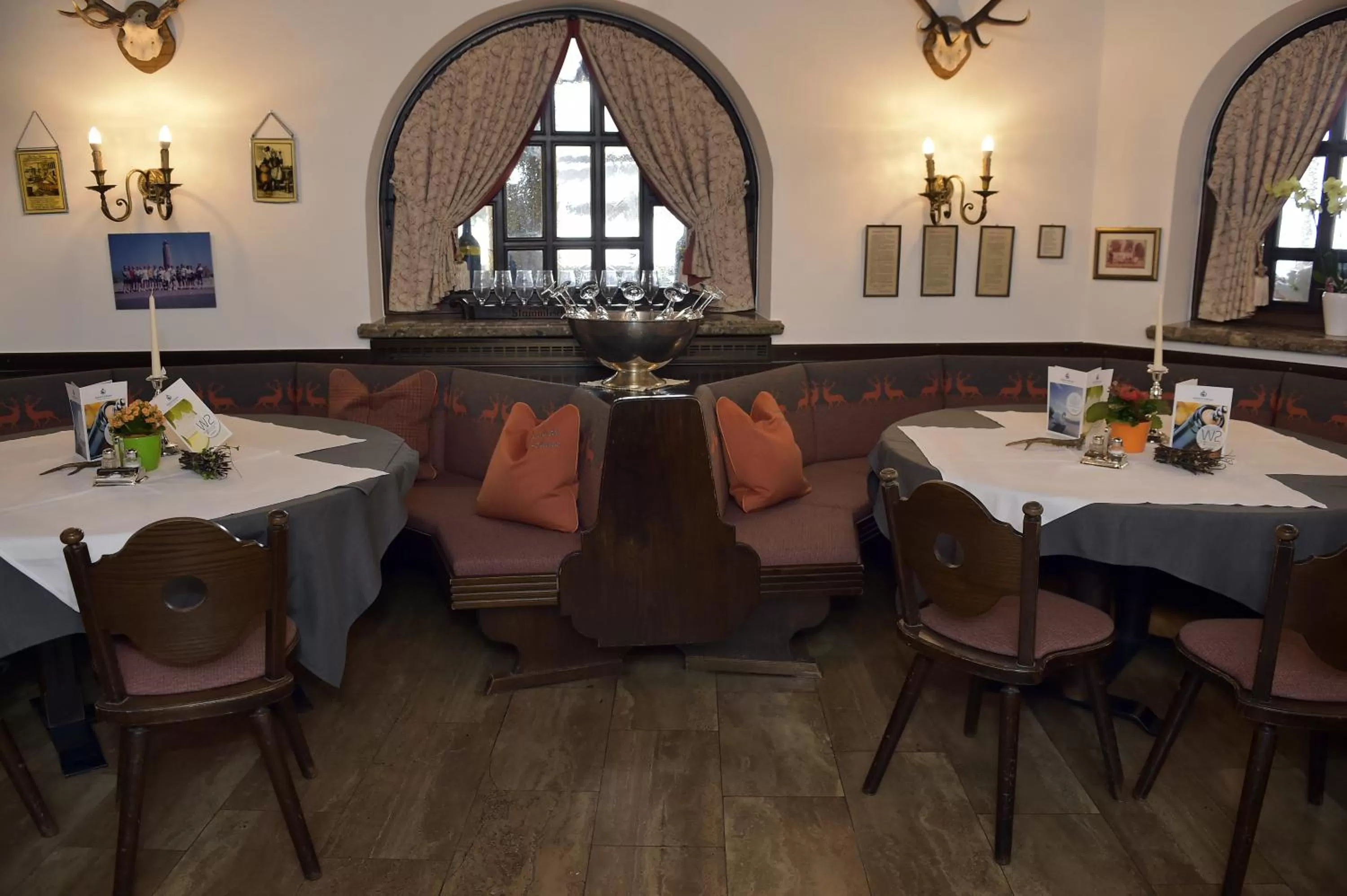 Restaurant/places to eat in Seehotel Schwan