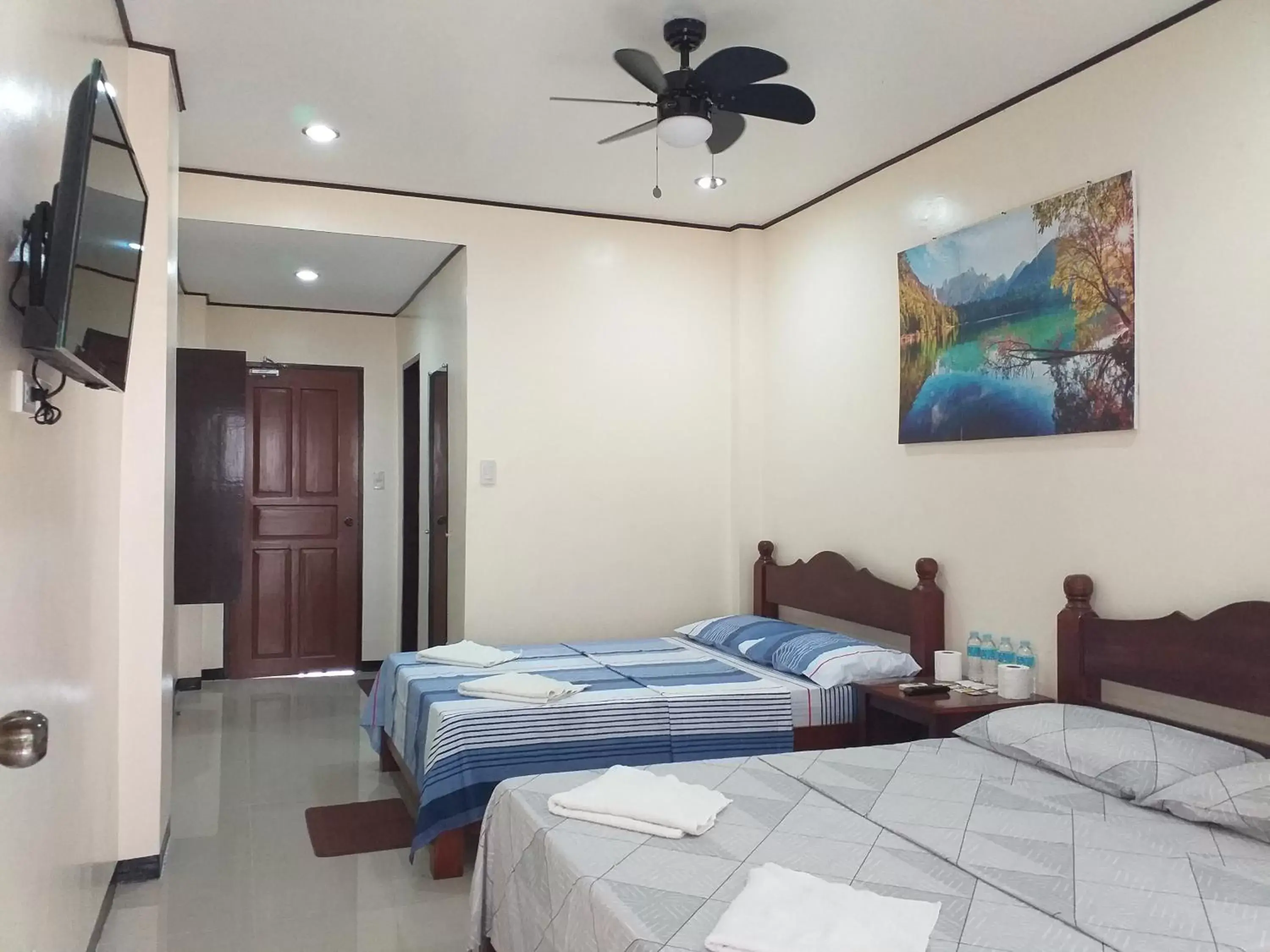 Quadruple Room with Terrace in Devayn's Inn Quadruple Room with Terrace in Devayn's Inn