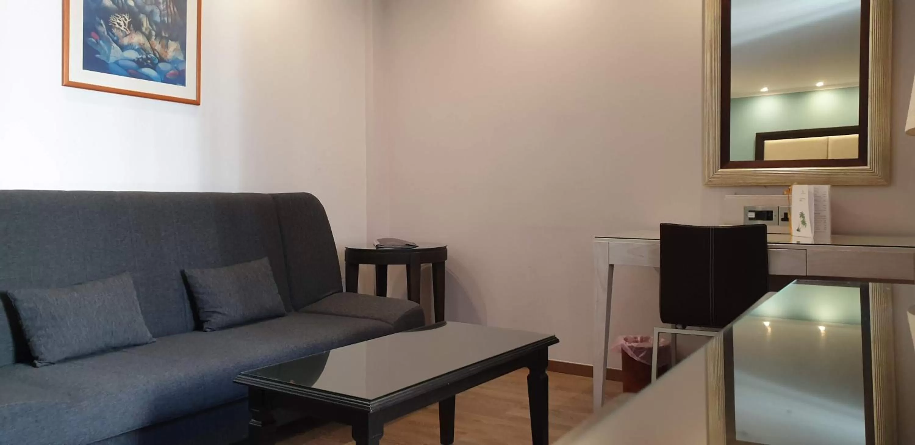 bunk bed in Castelli Hotel Nicosia