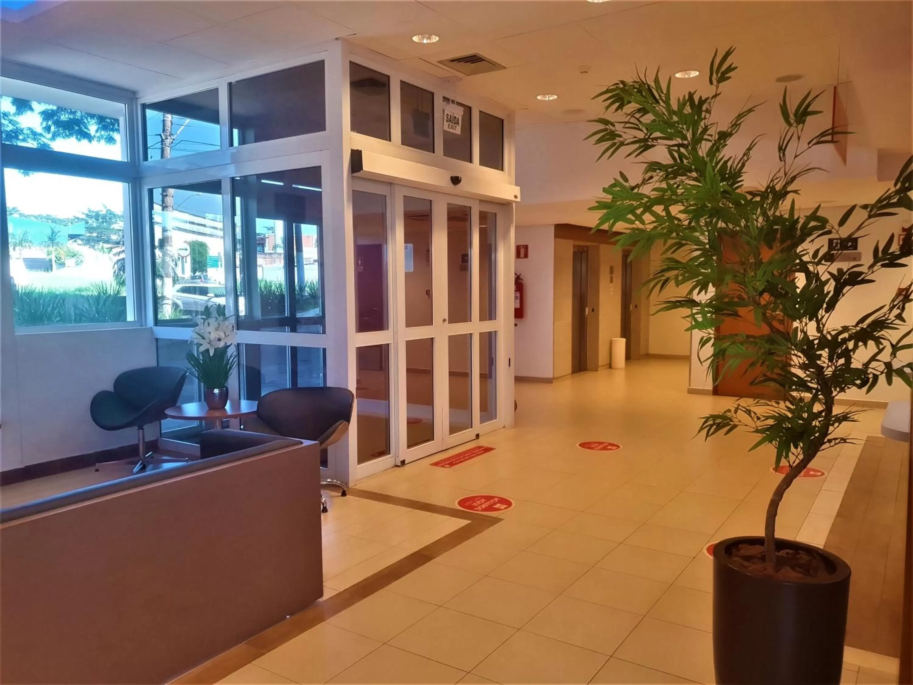 Lobby or reception in Ibis Sertaozinho