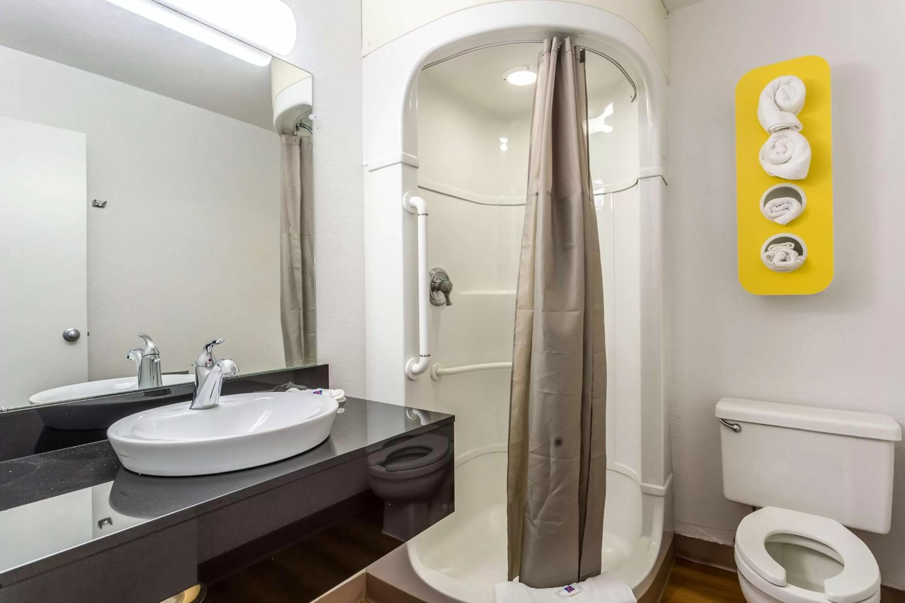 Shower in Motel 6-Blythe, CA