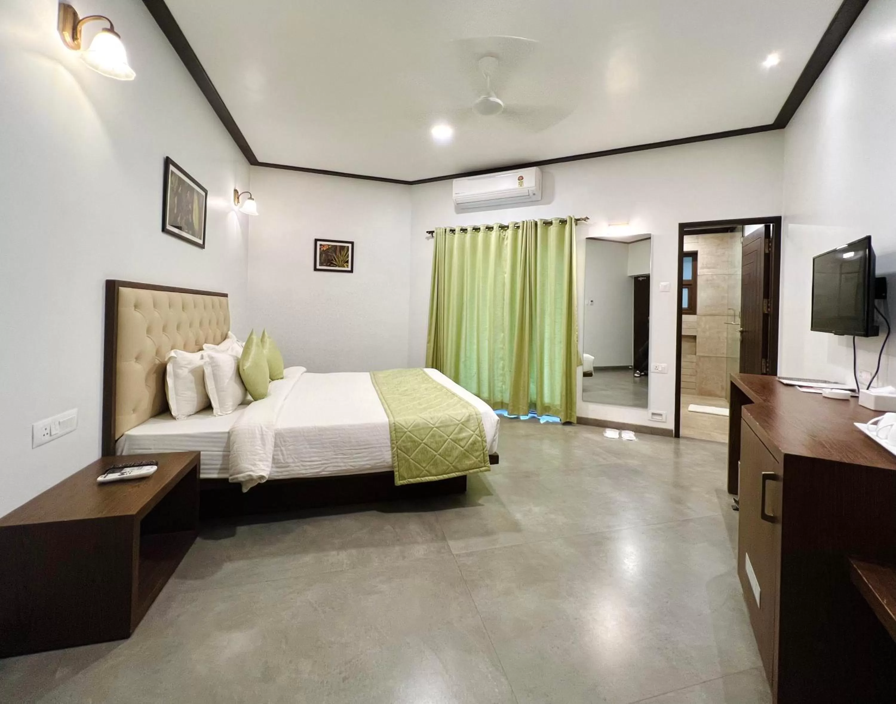 Bedroom, Bed in Tranquil Resort & Spa