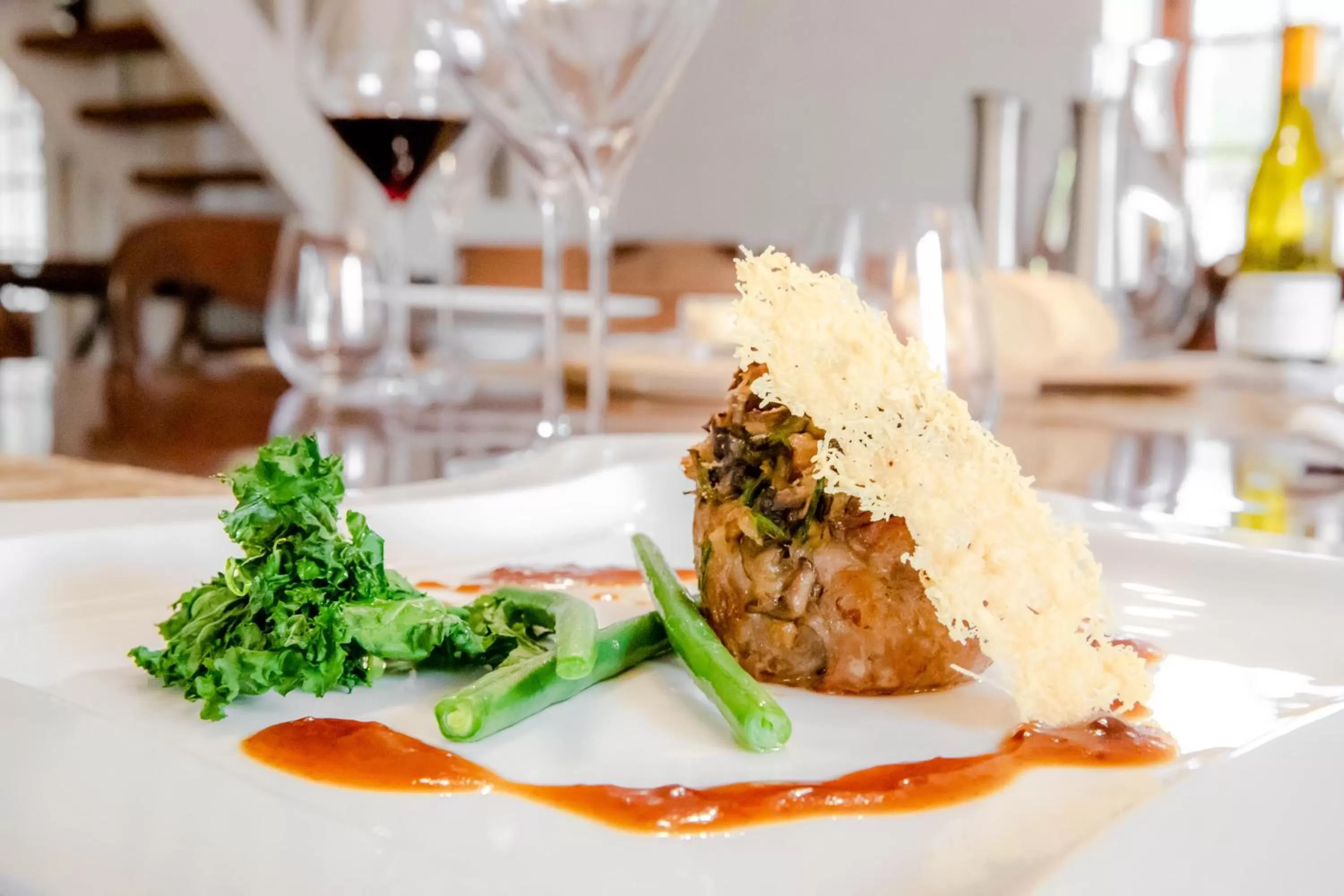 Food and drinks in Domaine De L´Oiseau