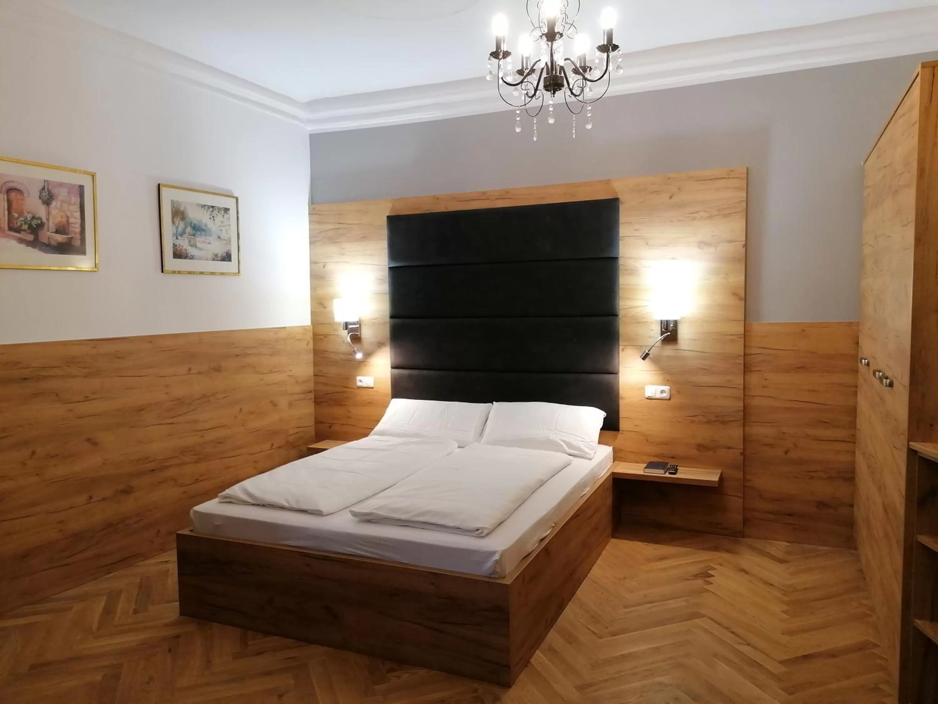 Bedroom, Bed in GOLDEN STAR - Premium Apartments