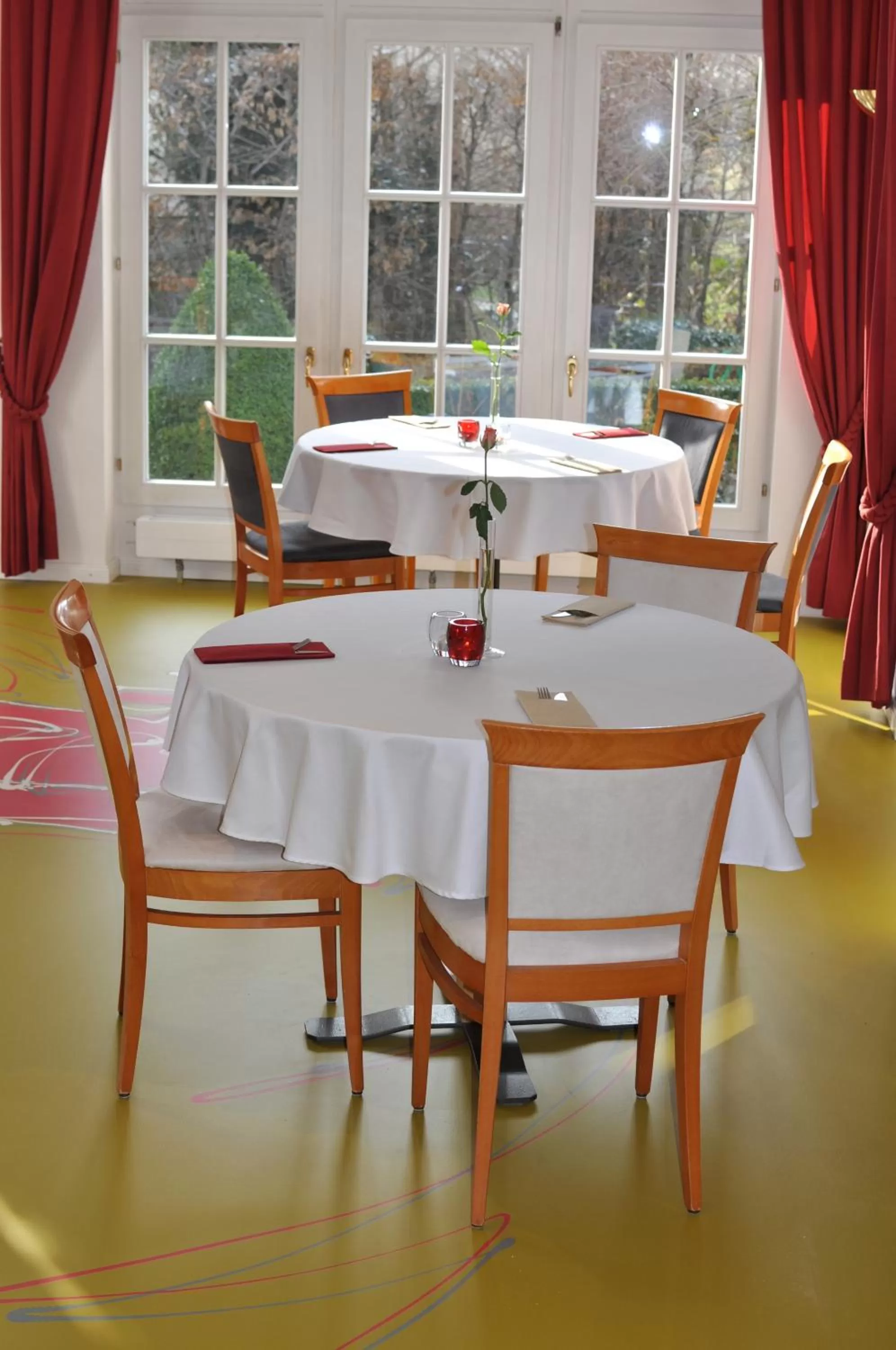 Restaurant/Places to Eat in Hotel Krone Überlingen am Ried