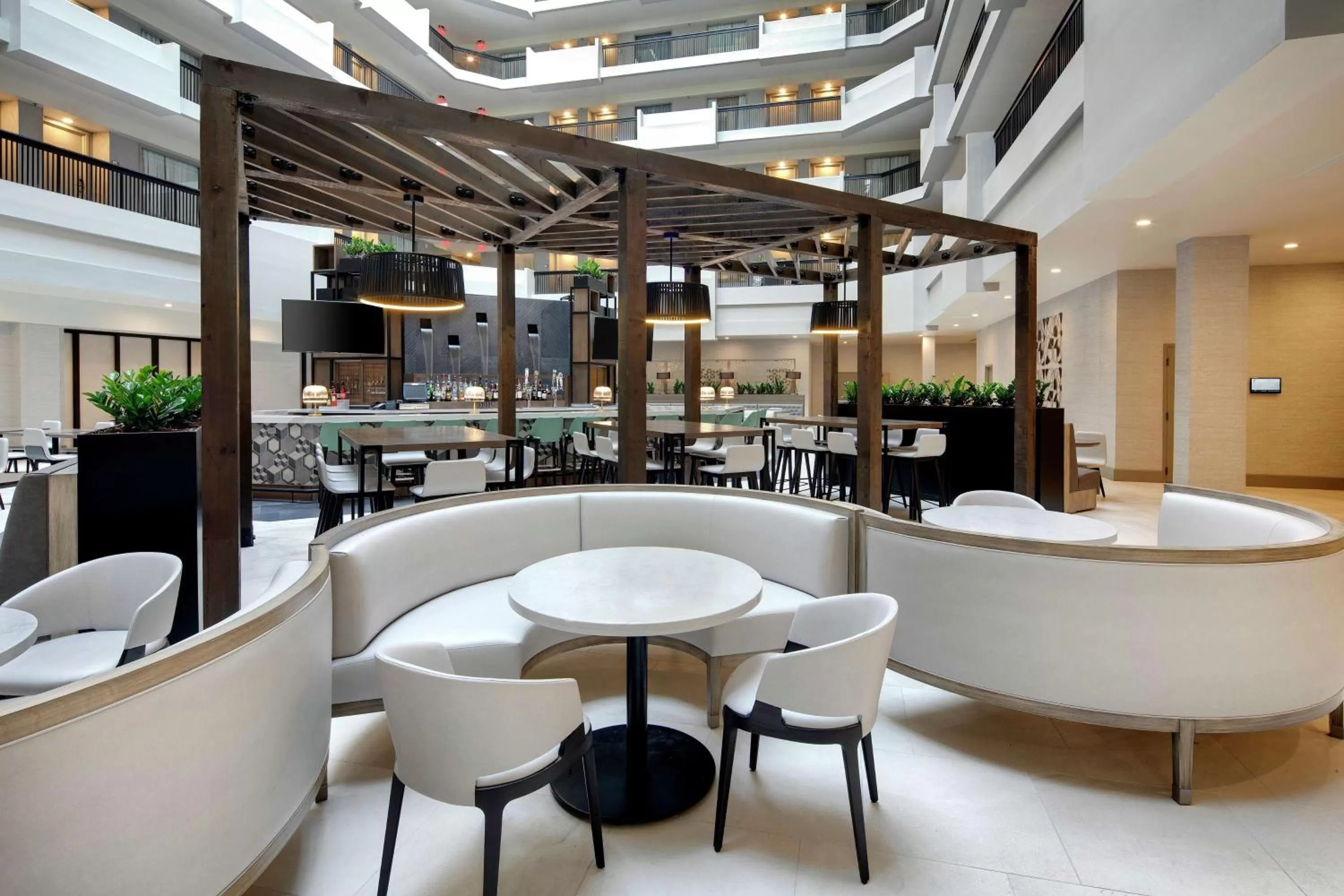 Lobby or reception in Embassy Suites by Hilton Atlanta Perimeter Center