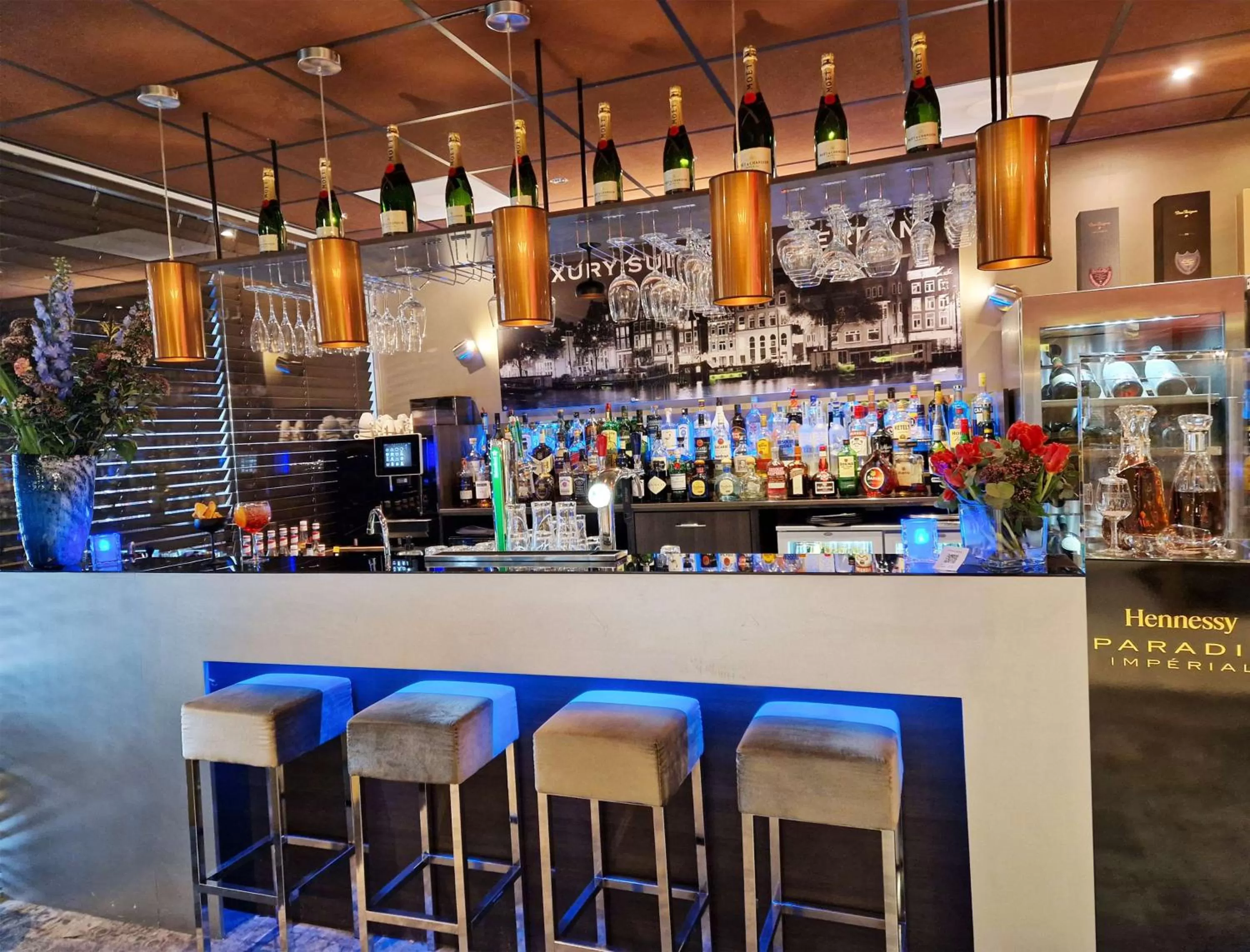 Lounge or bar, Lounge/Bar in Luxury Suites Amsterdam