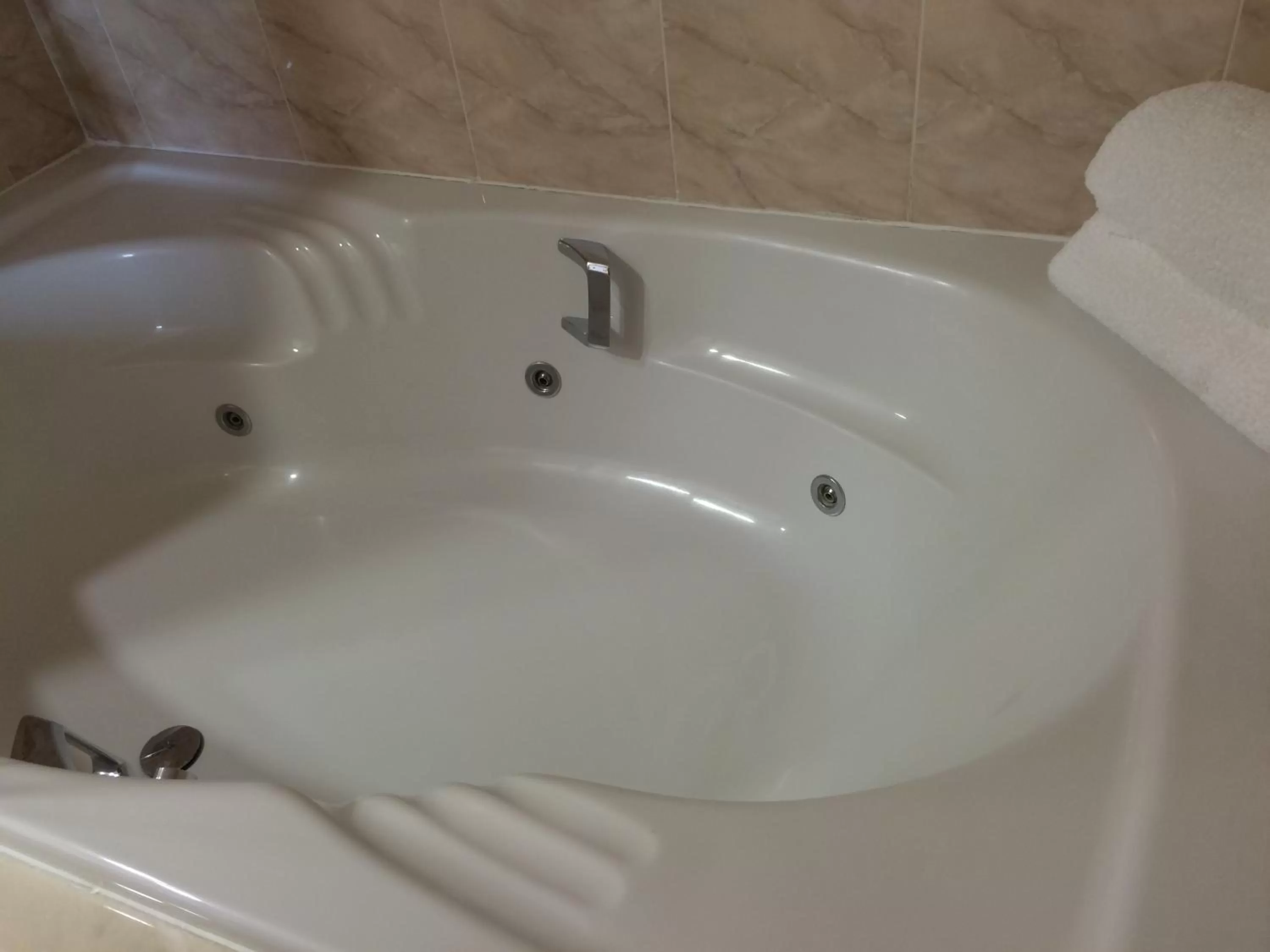 Bathroom in Checkin Valencia Ciscar