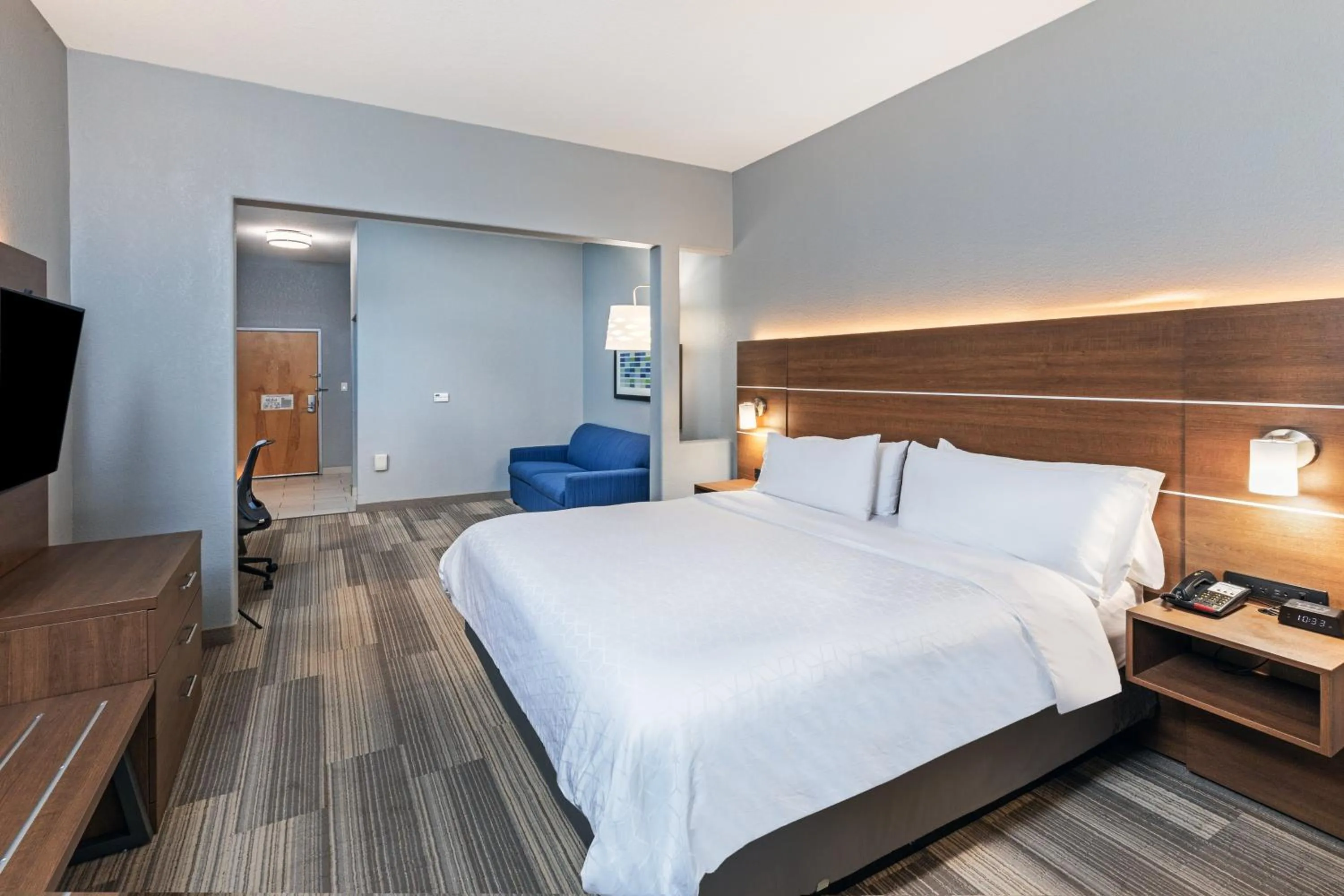 Photo of the whole room, Bed in Holiday Inn Express Hotel & Suites Austin NE-Hutto by IHG