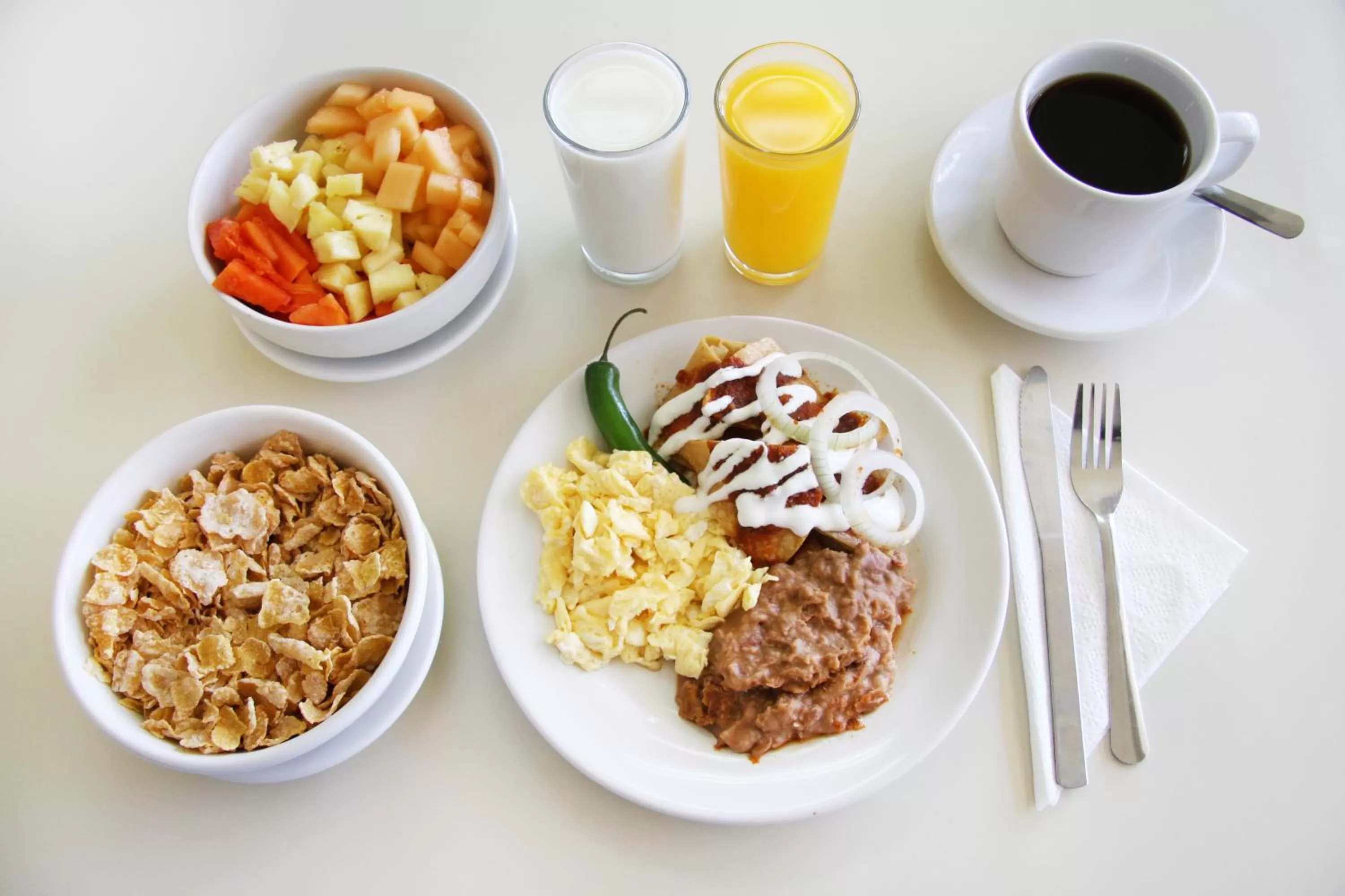 Restaurant/places to eat in Hotel Astor Tijuana