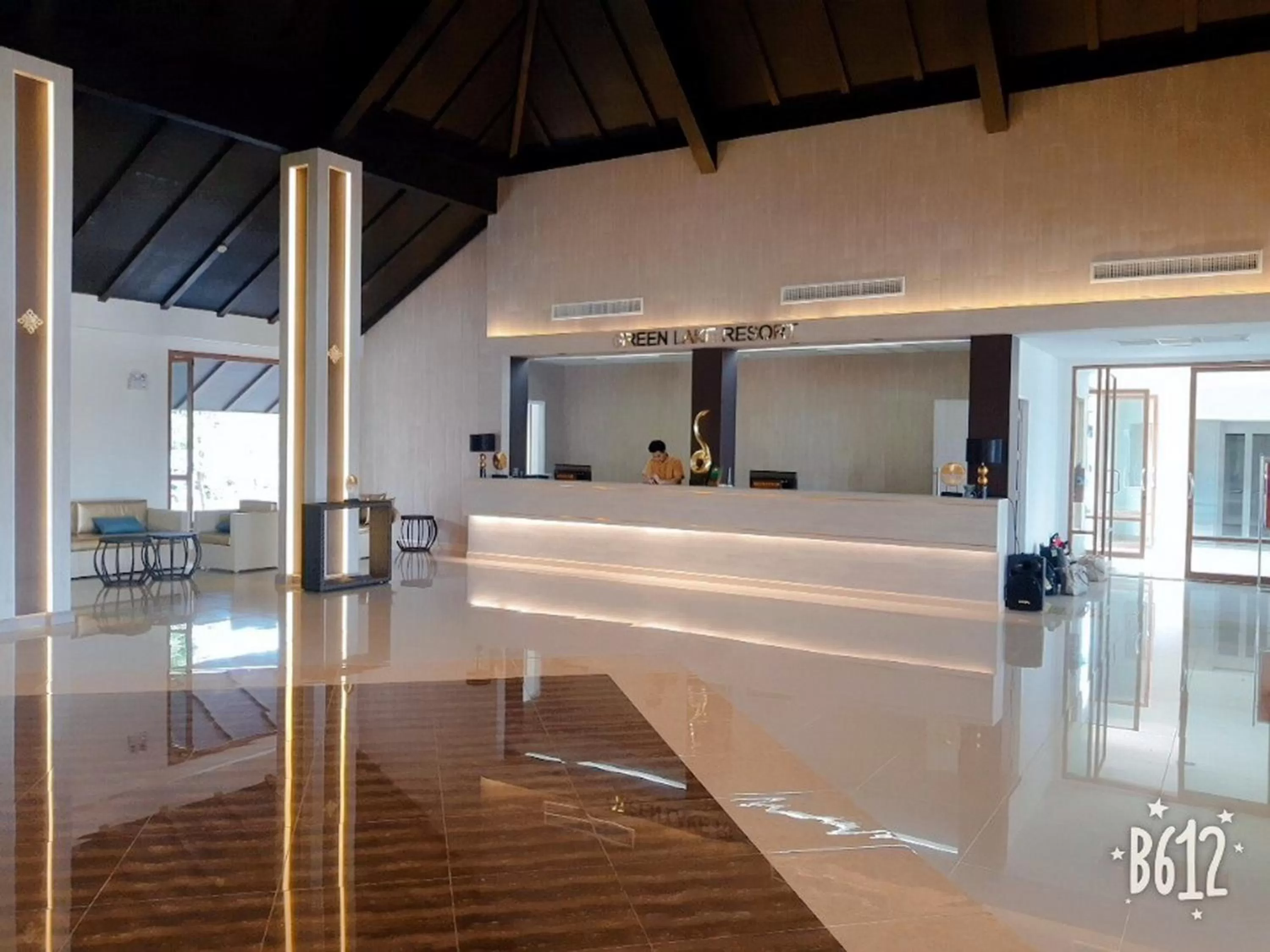 Lobby or reception in Green Lake Resort - SHA Extra Plus Certified