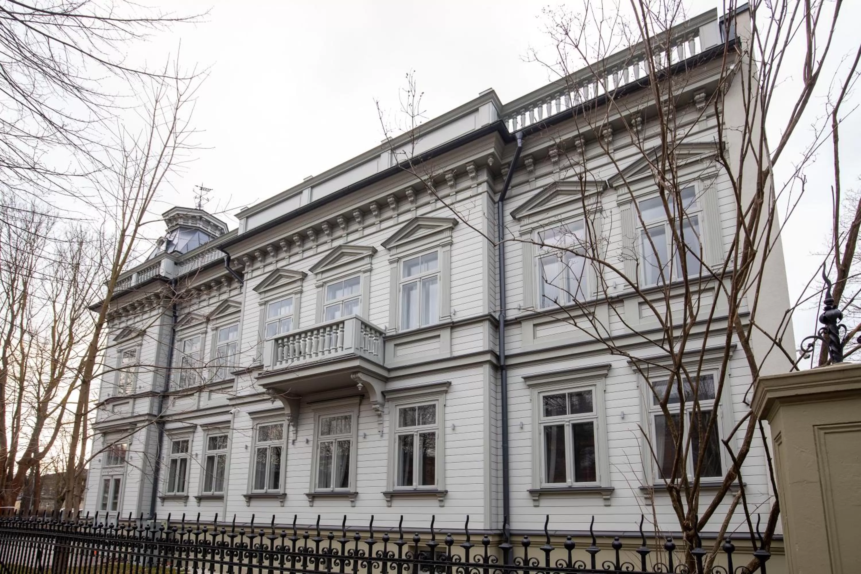 Property Building in Roze Kūrmājas Residence