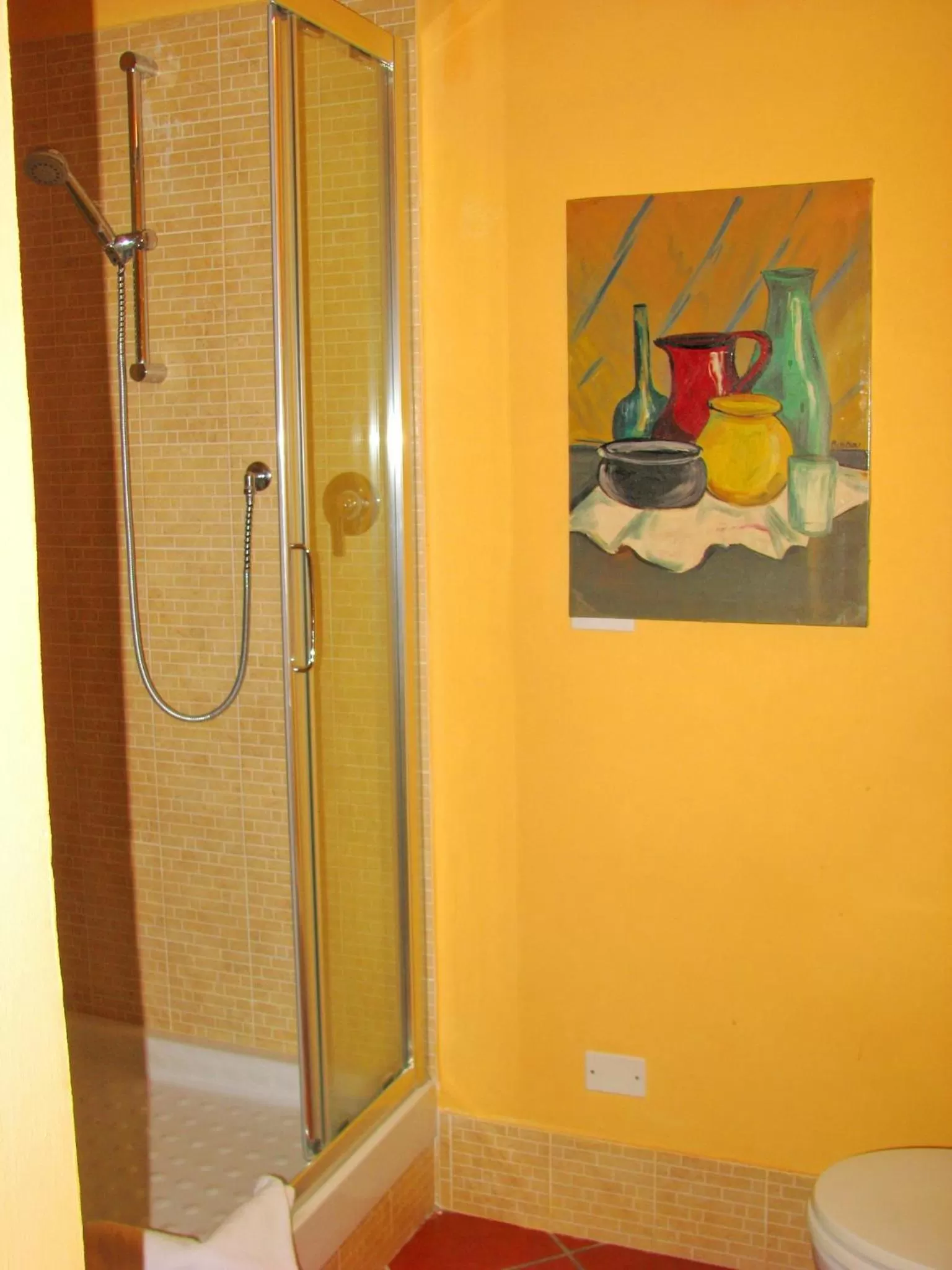 Shower in Al Cardinale Rooms & Studios