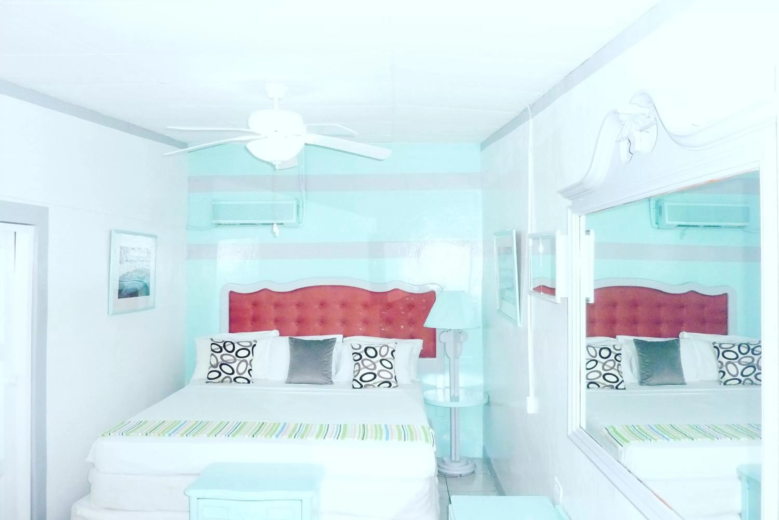 Bed in Hotel Ivania´s