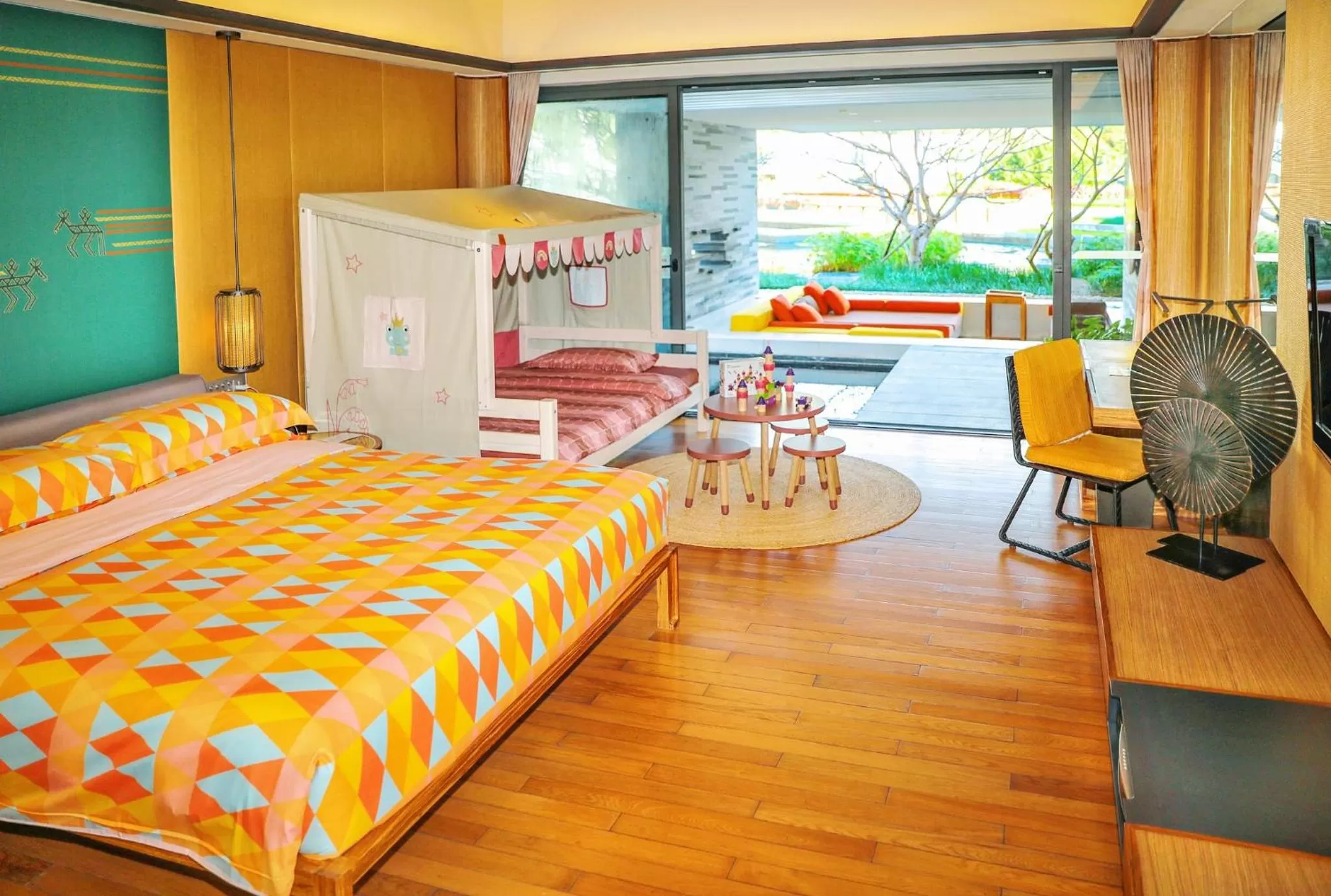 Photo of the whole room, Bed in InterContinental Sanya Resort by IHG