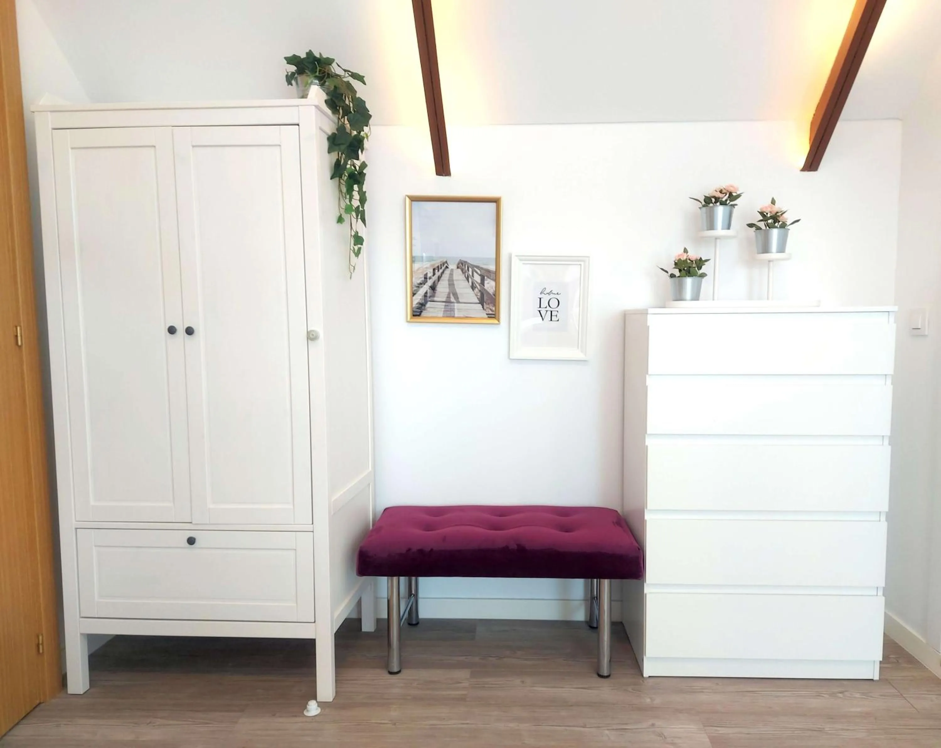 wardrobe in Erase un Hotel