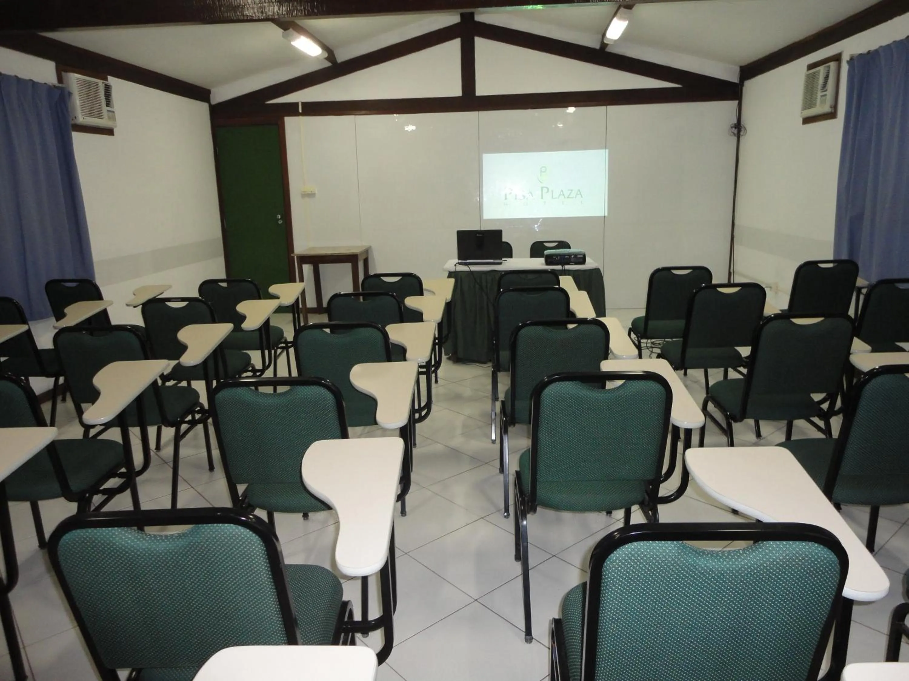Business facilities in Rede Andrade Bahia