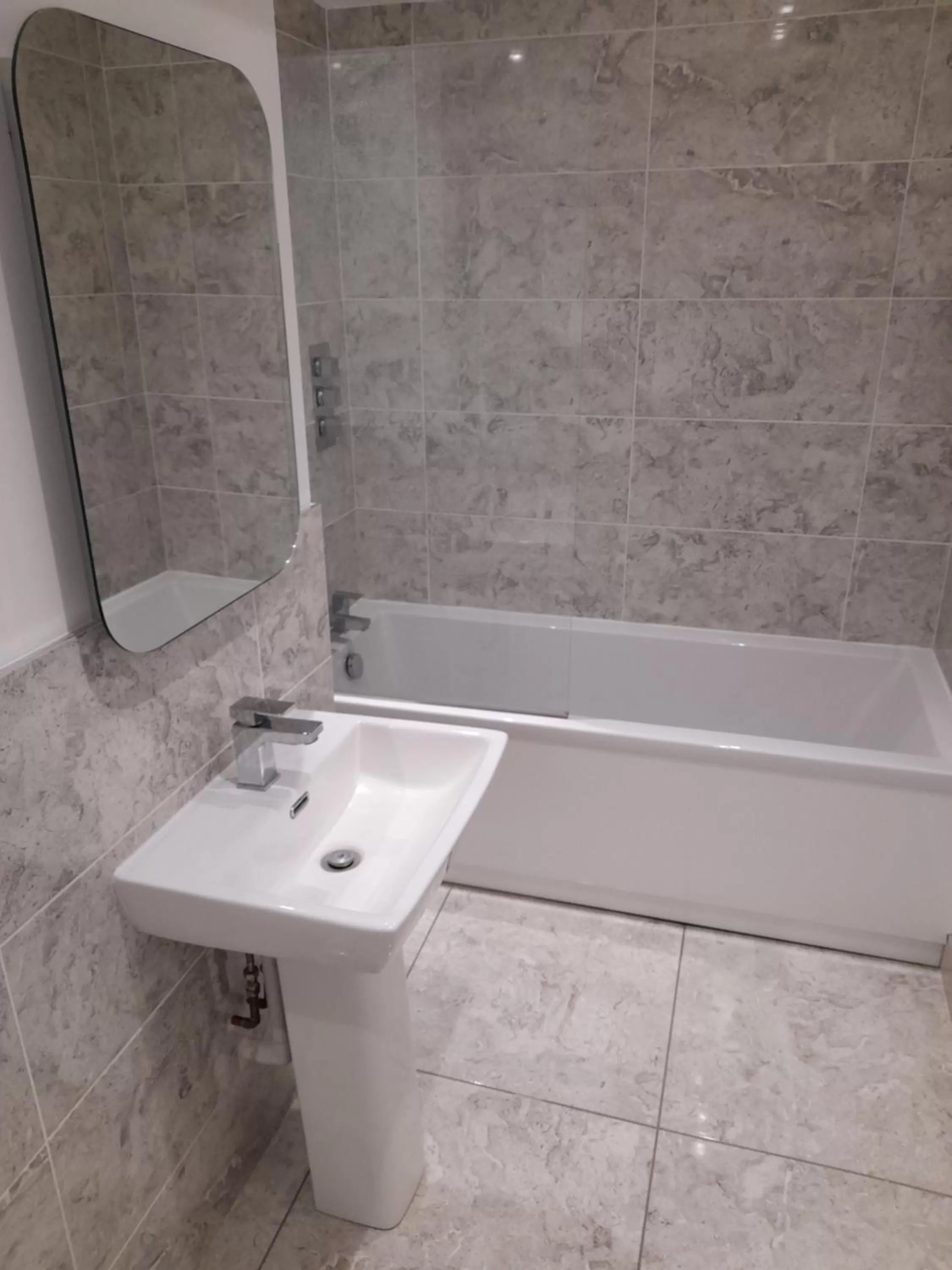 Bathroom in Black Bull Inn