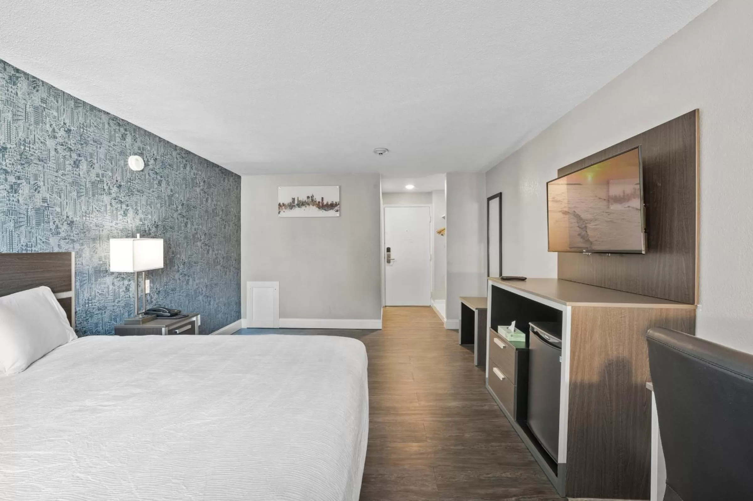 Photo of the whole room, Bed in Inn On Arsenal