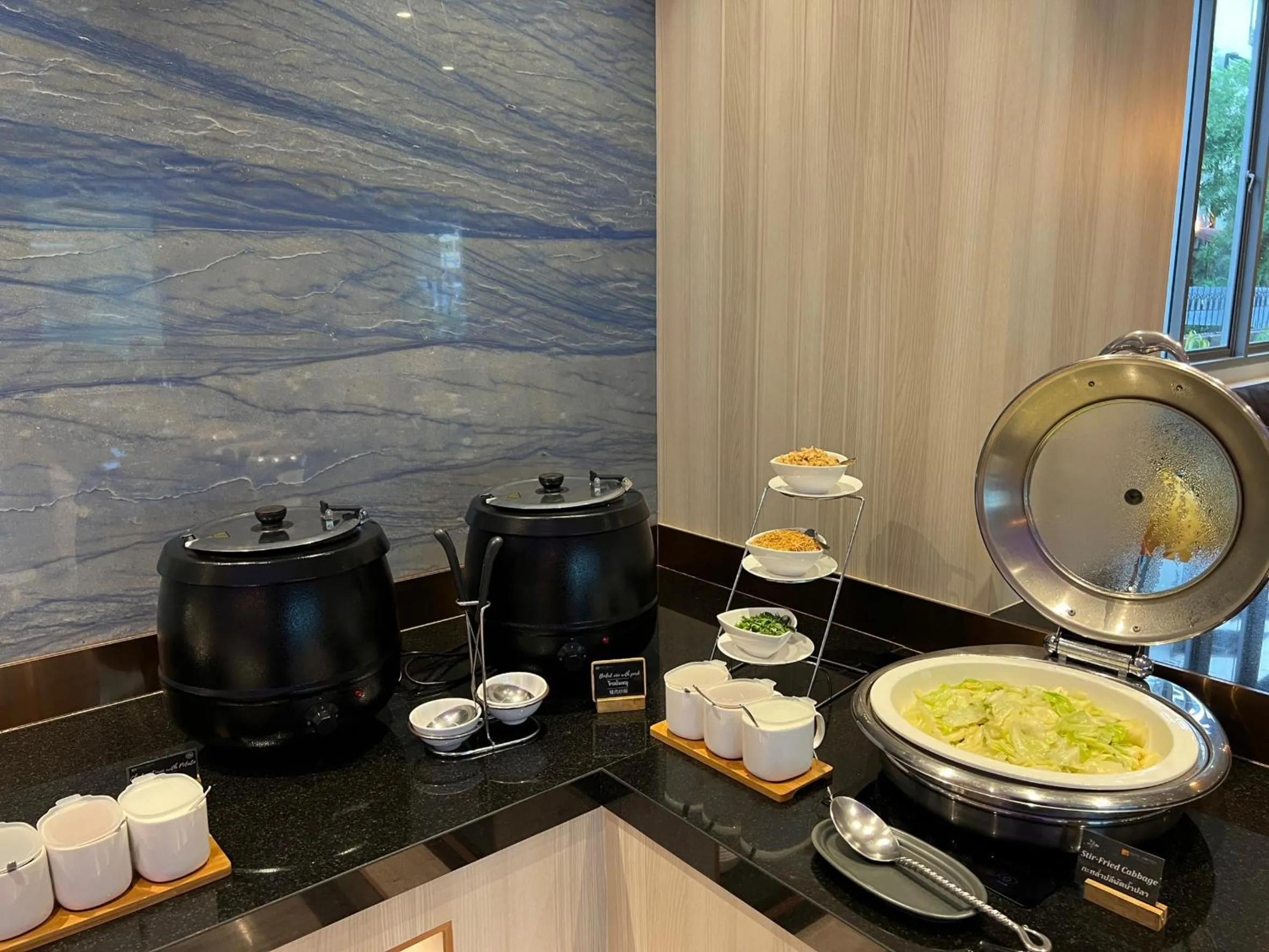 Food in Fifth Pattaya Jomtien By Shiwalai Int