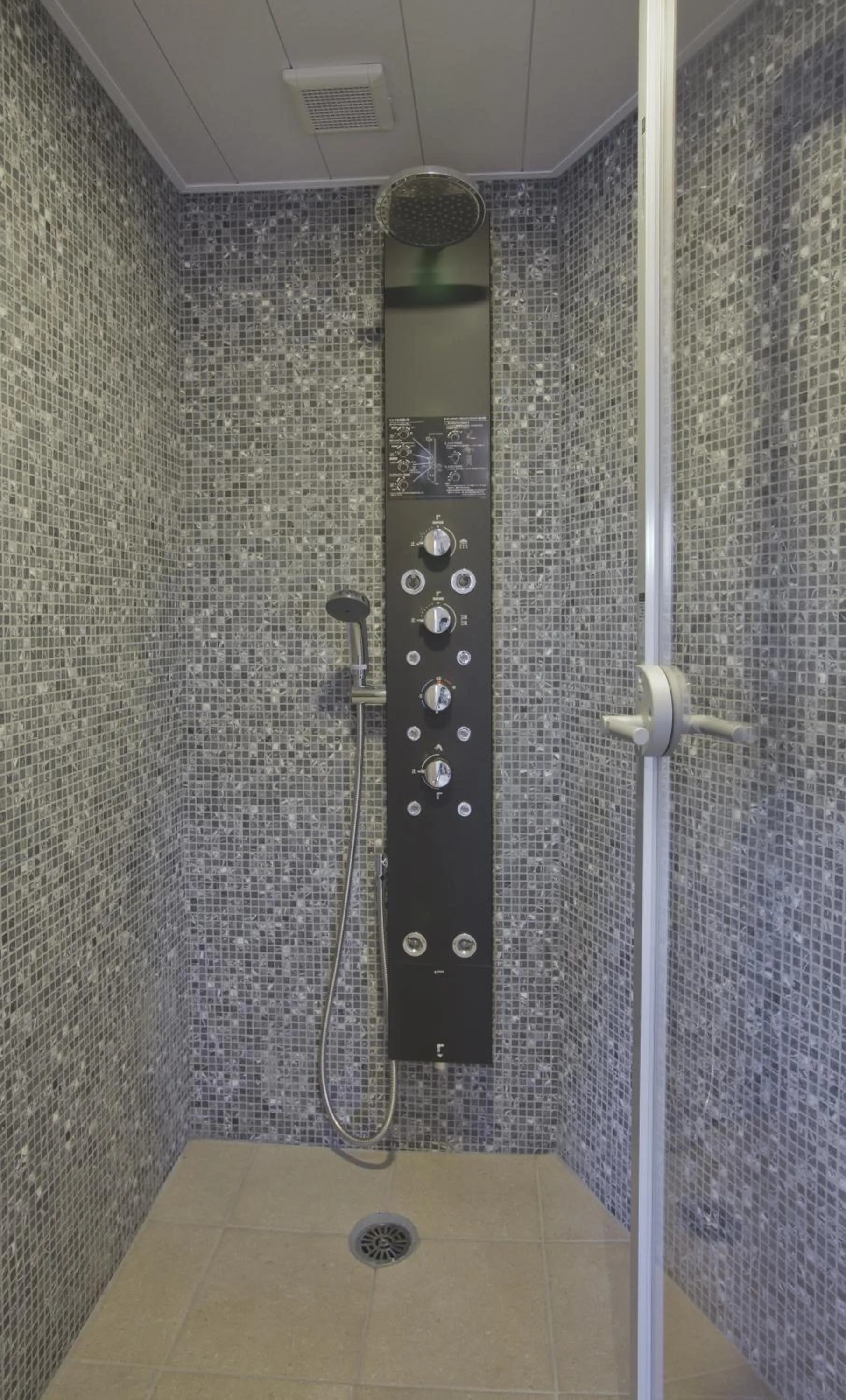 Bathroom in Atami Seaside Spa & Resort