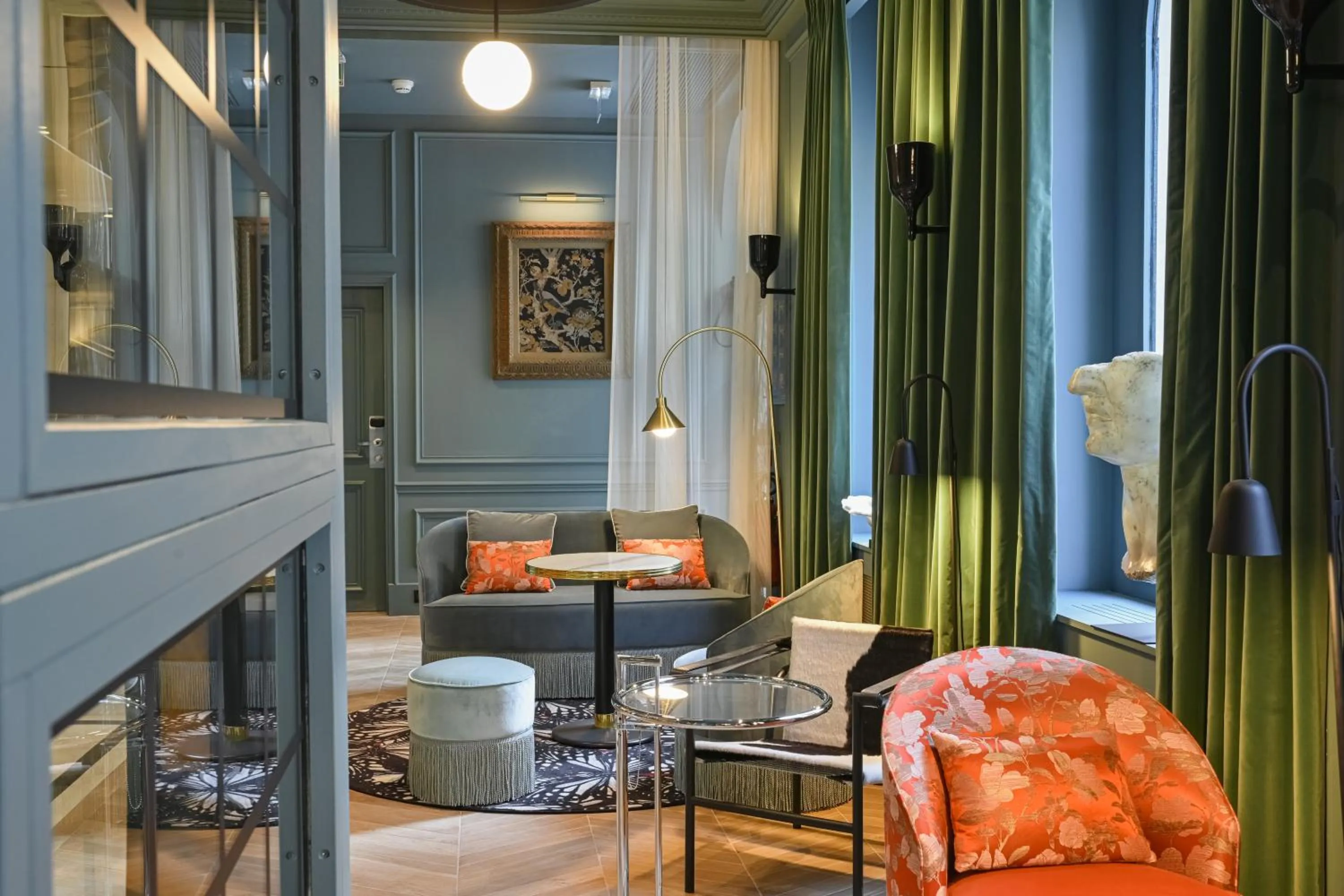 Lobby or reception in Mercure Paris Gare De Lyon Opera Bastille