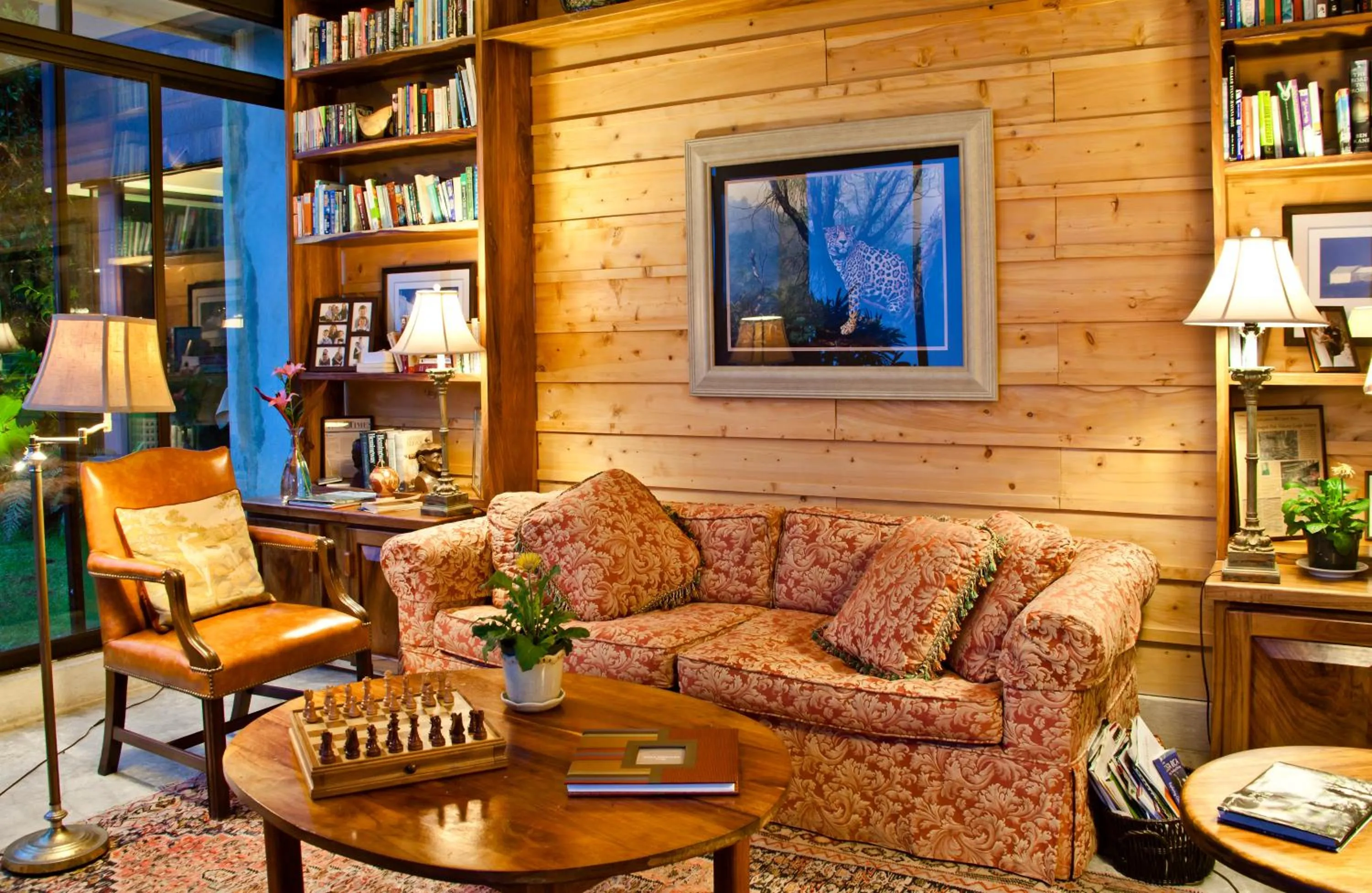 Library in Poas Volcano Lodge