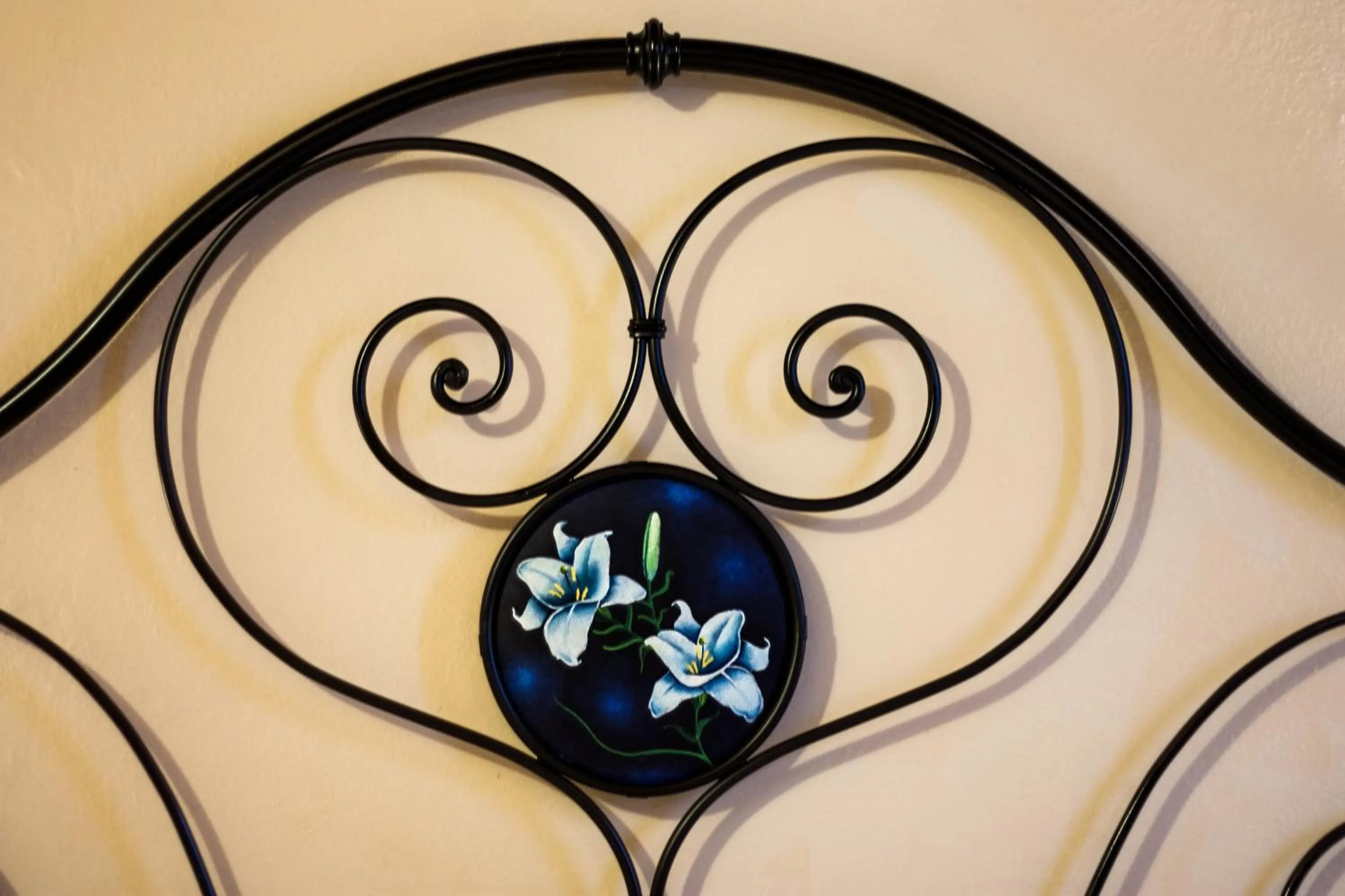 Decorative detail in Albergo Il Giglio