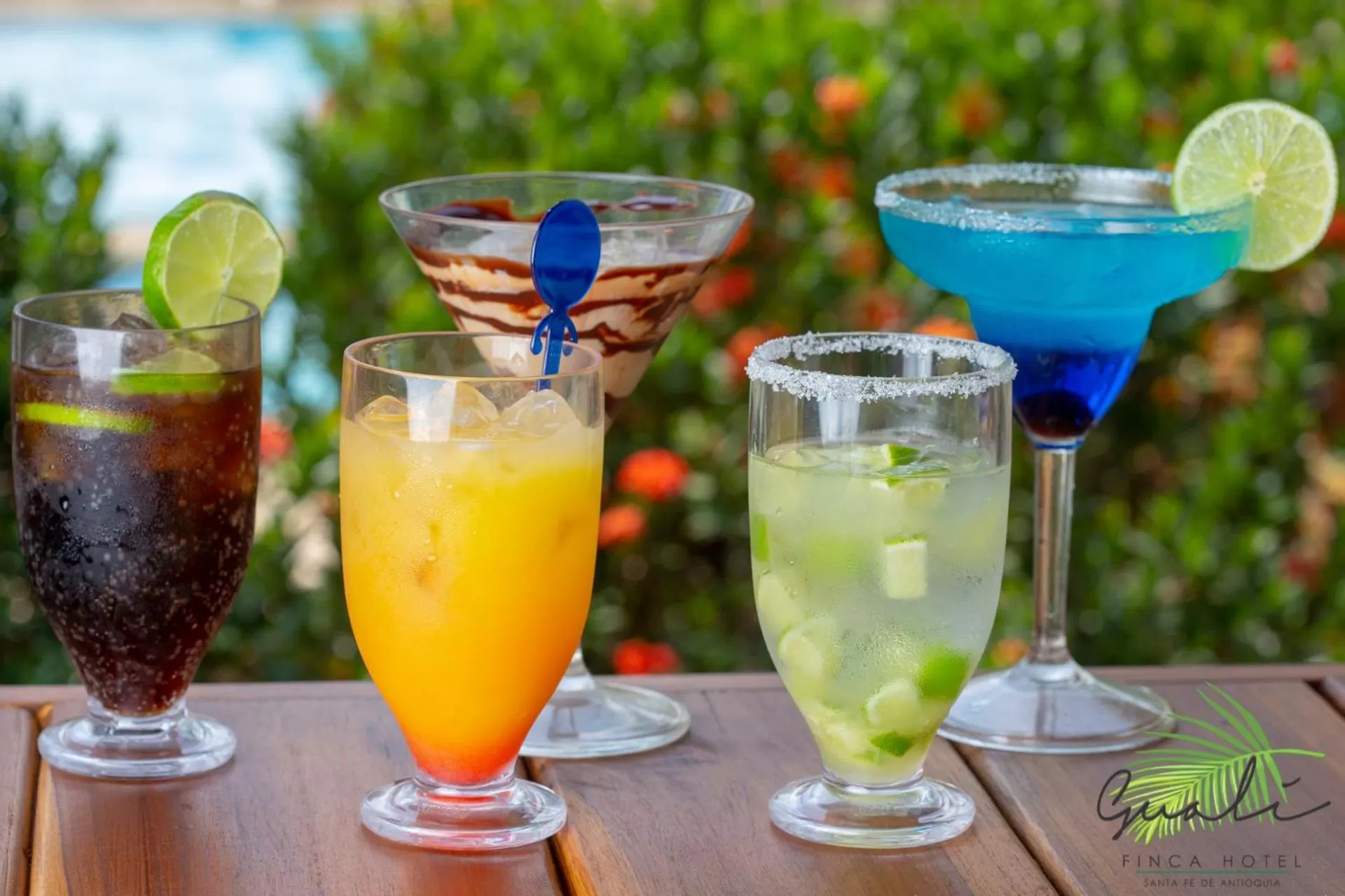 Alcoholic drinks, Drinks in Finca Hotel Guali Santafe