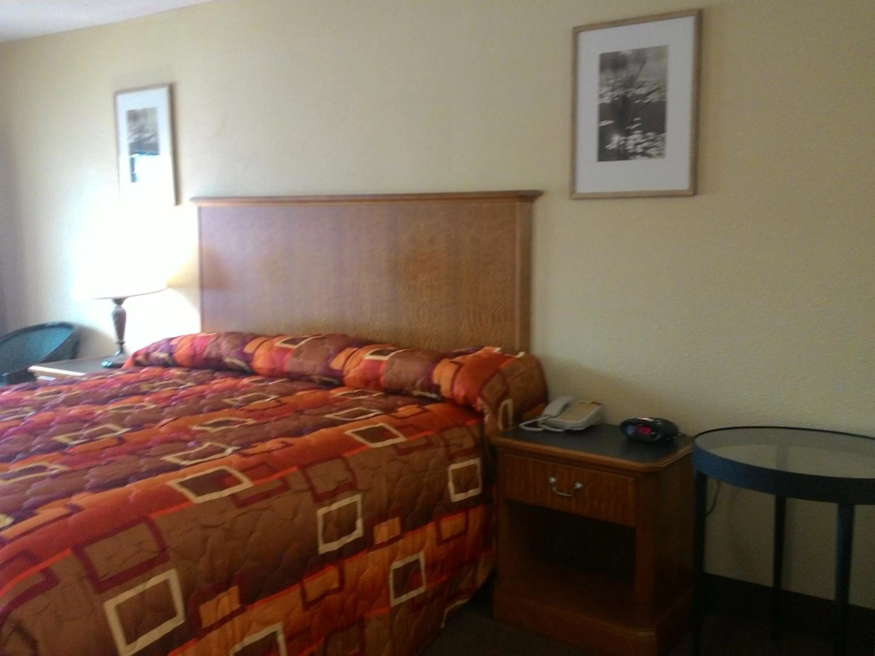 Decorative detail, Bed in Apalachicola Bay Inn