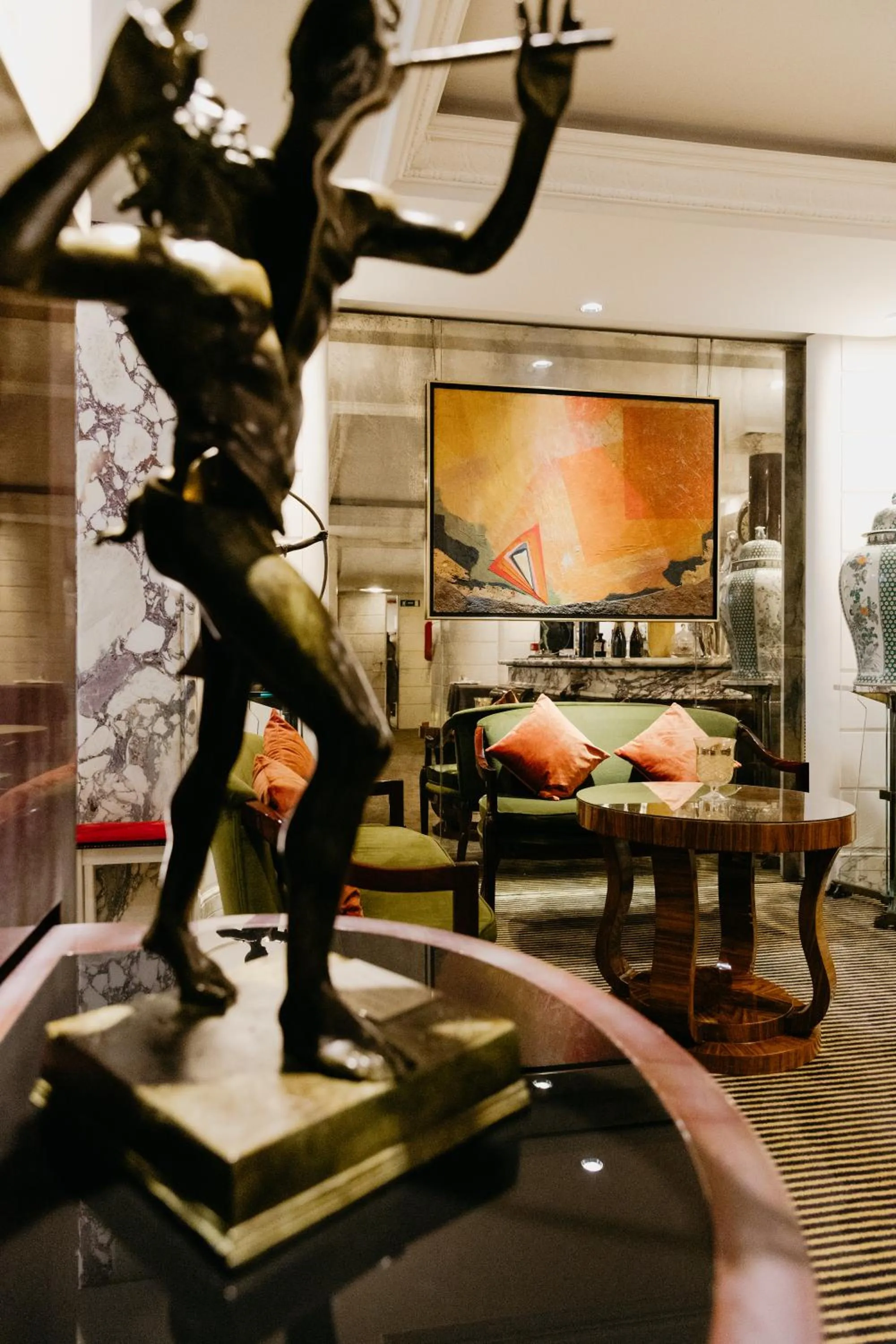 Lounge or bar in Hotel Lord Byron - Small Luxury Hotels of the World