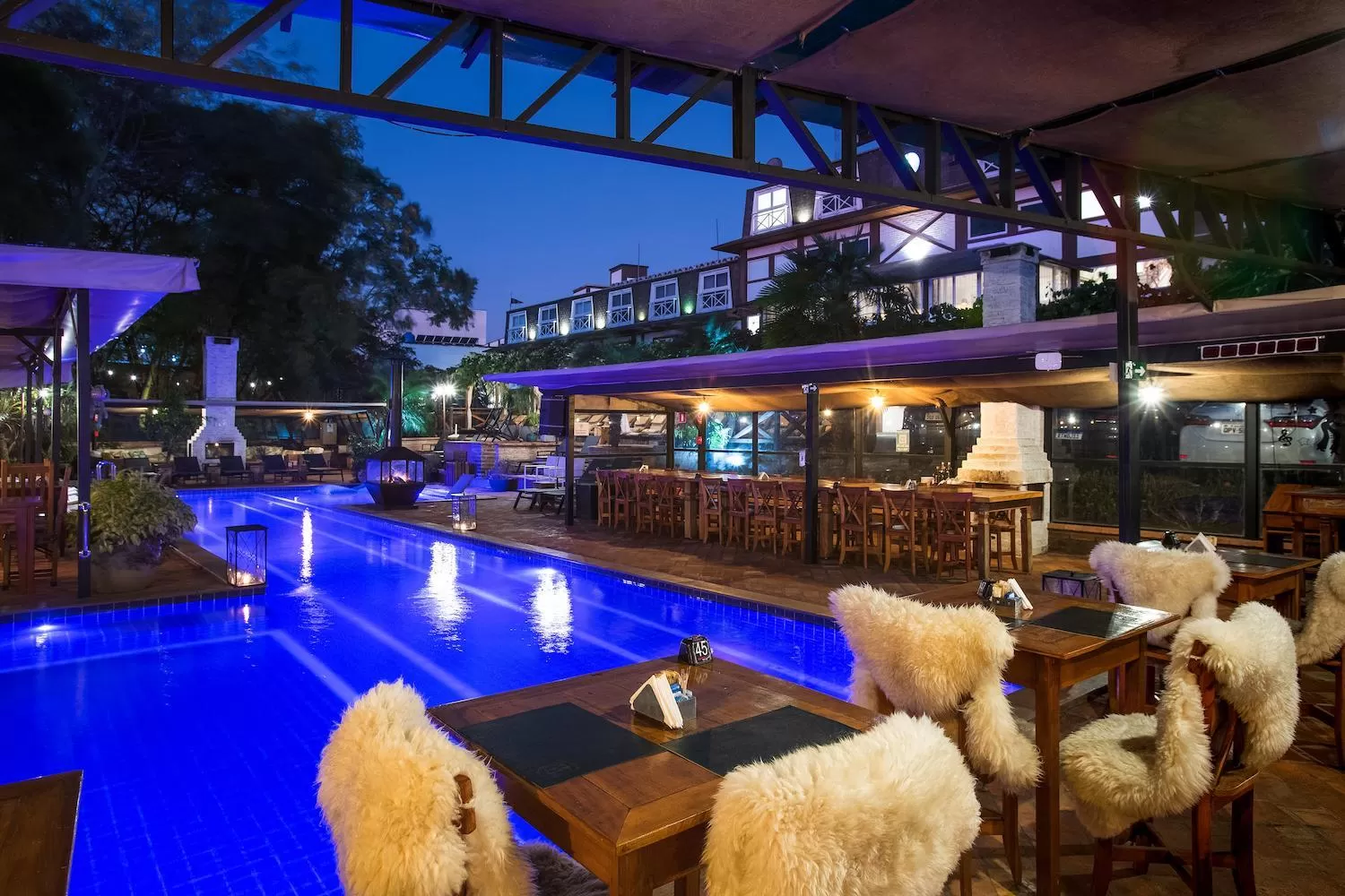 Restaurant/places to eat, Swimming Pool in Hotel Villa Lobos Spa Romantik