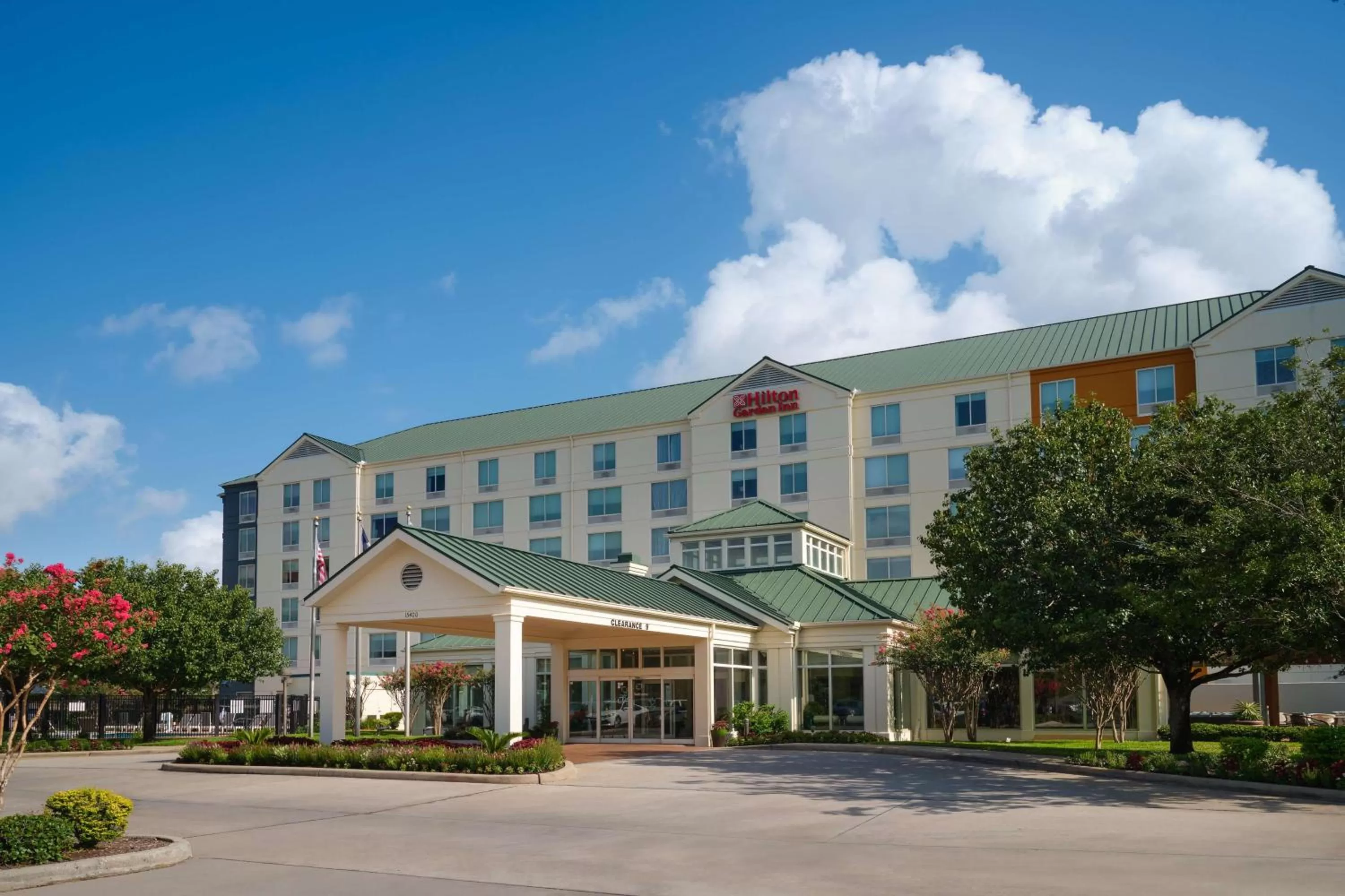 Property building in Hilton Garden Inn Houston/Bush Intercontinental Airport
