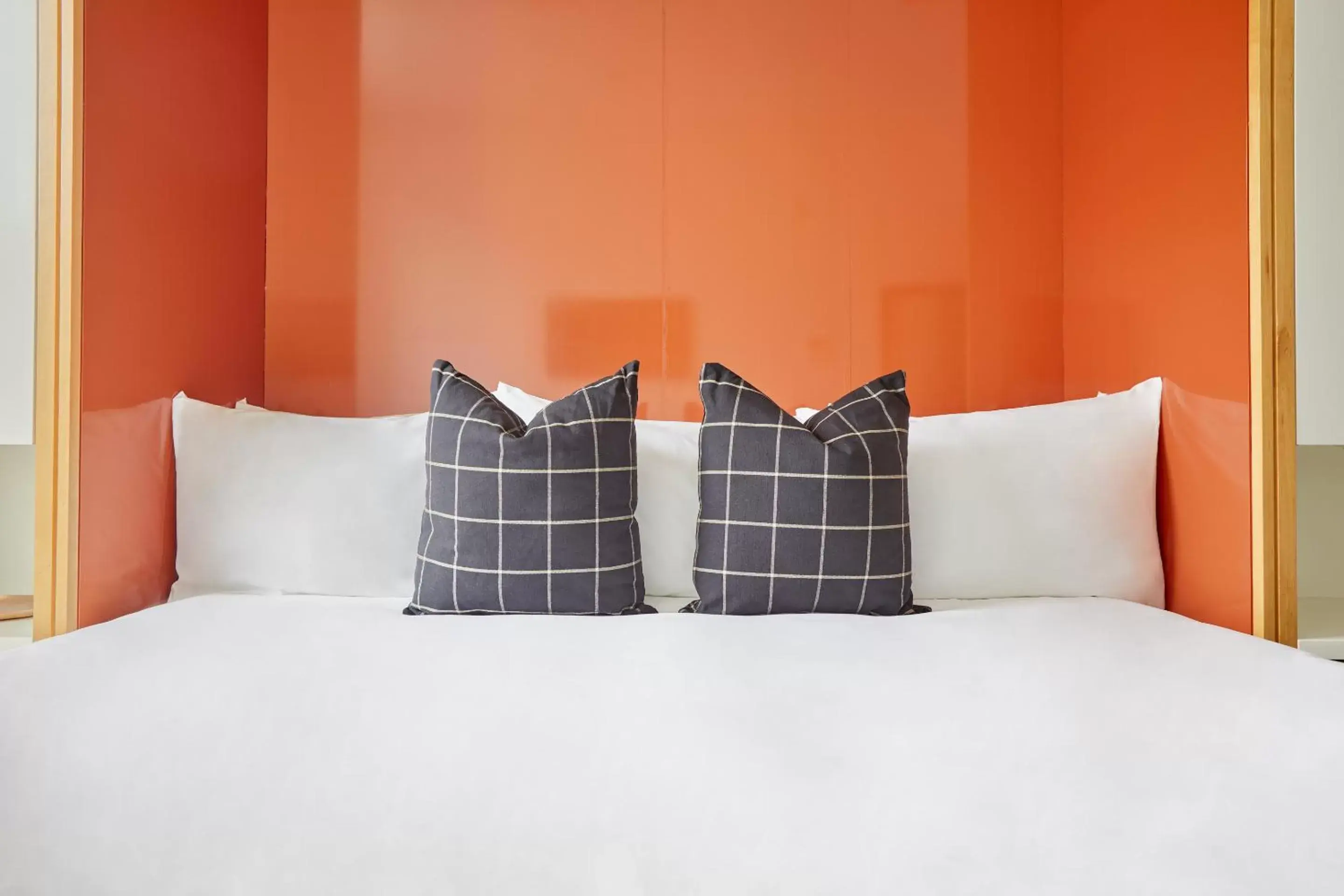 Small Single Room in The Beverley Hotel Queen West, Sonder by Marriott Bonvoy Small Single Room in The Beverley Hotel Queen West, Sonder by Marriott Bonvoy