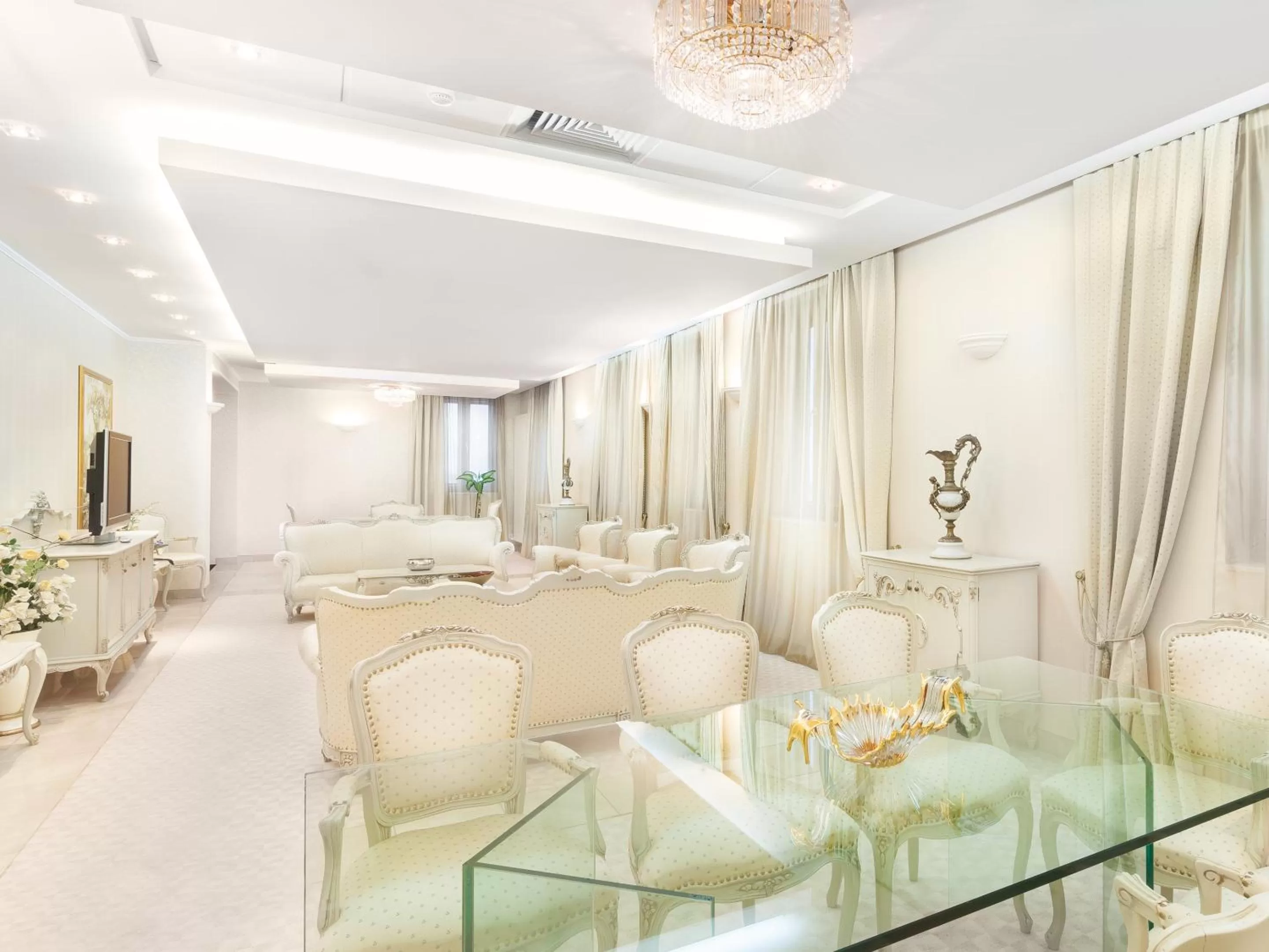 Living room in Continental Forum Sibiu