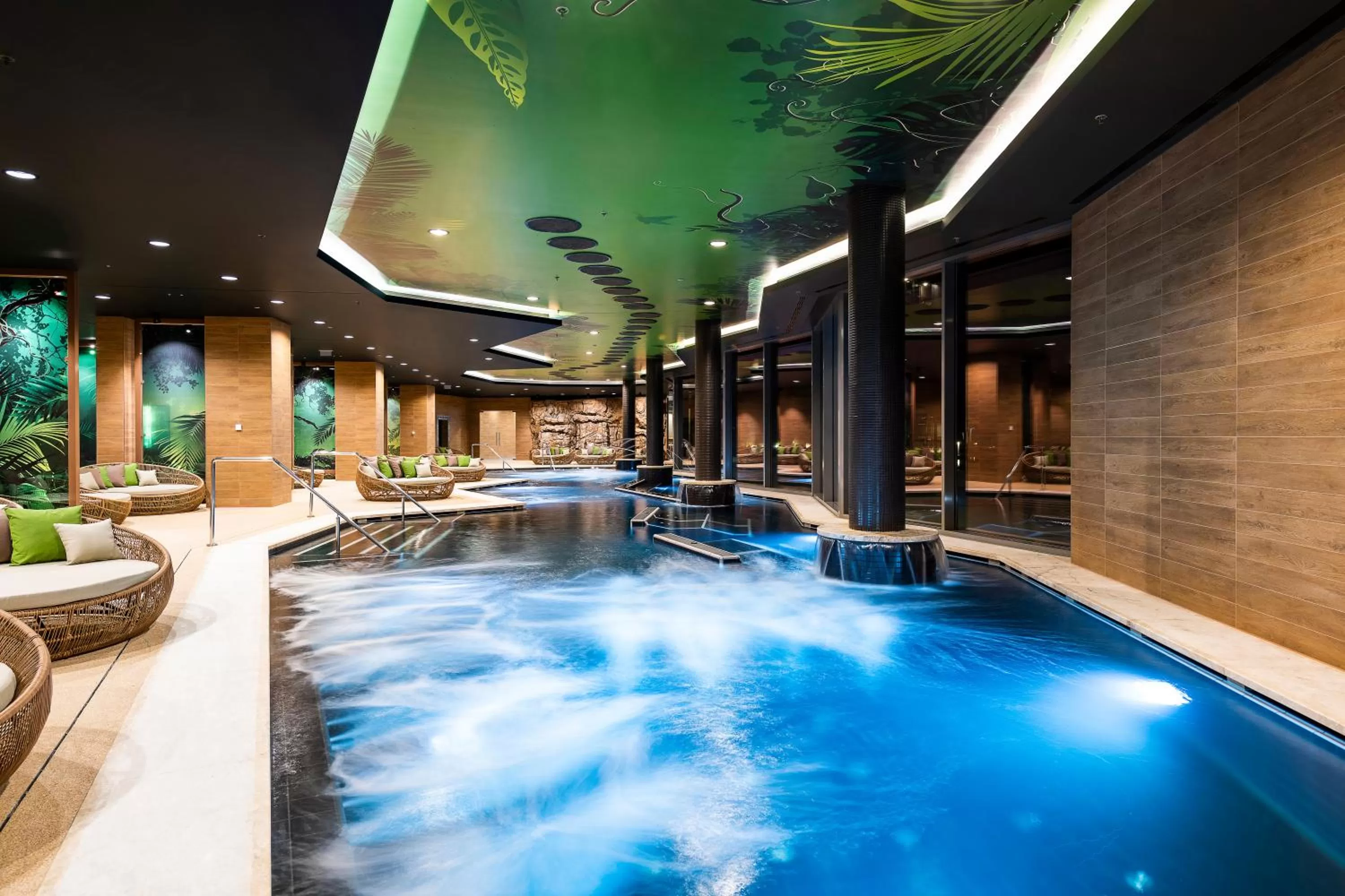 Swimming pool in Minaro Hotel Tokaj - MGallery Collection