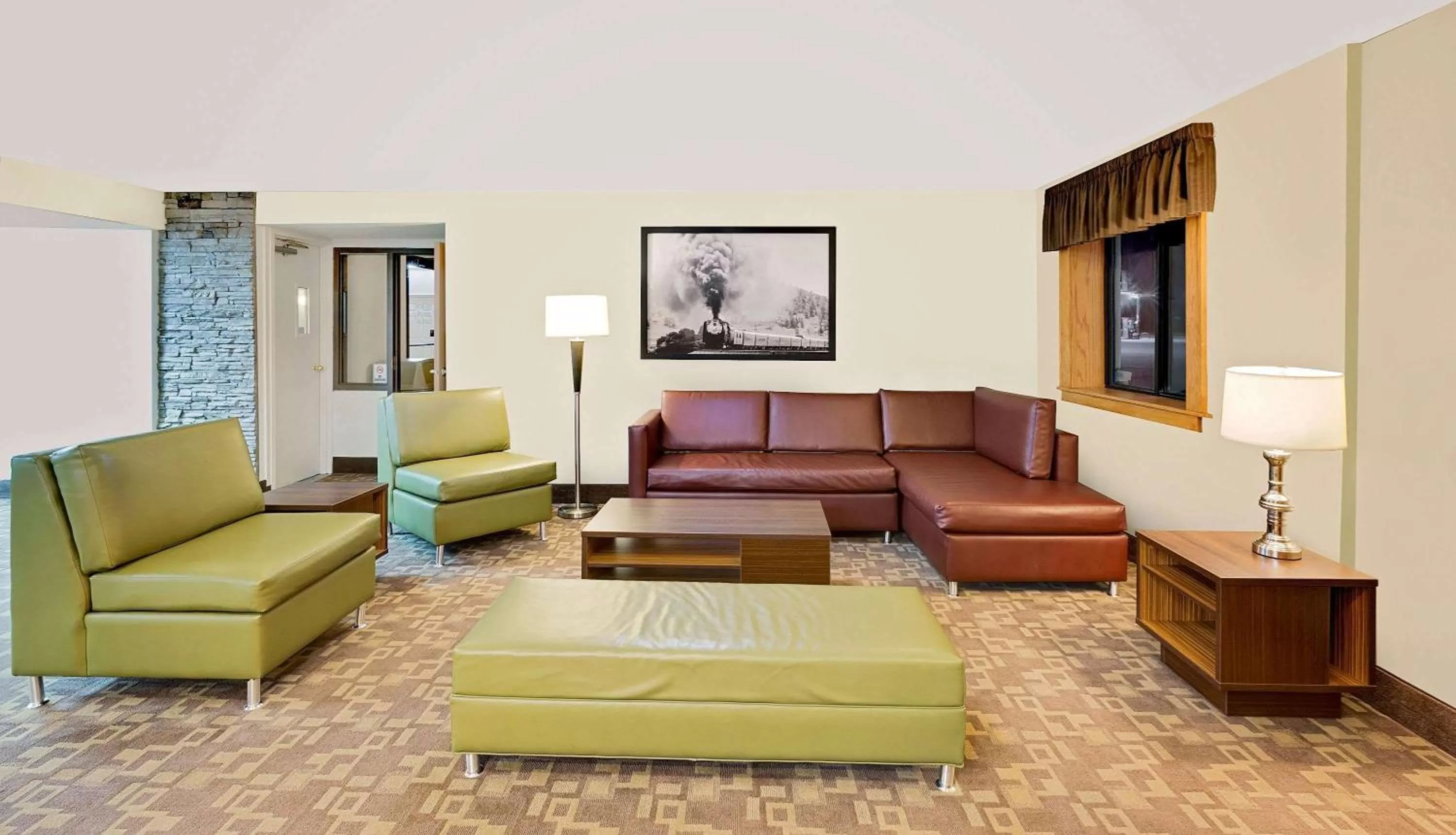 Lobby or reception in Super 8 by Wyndham St. James